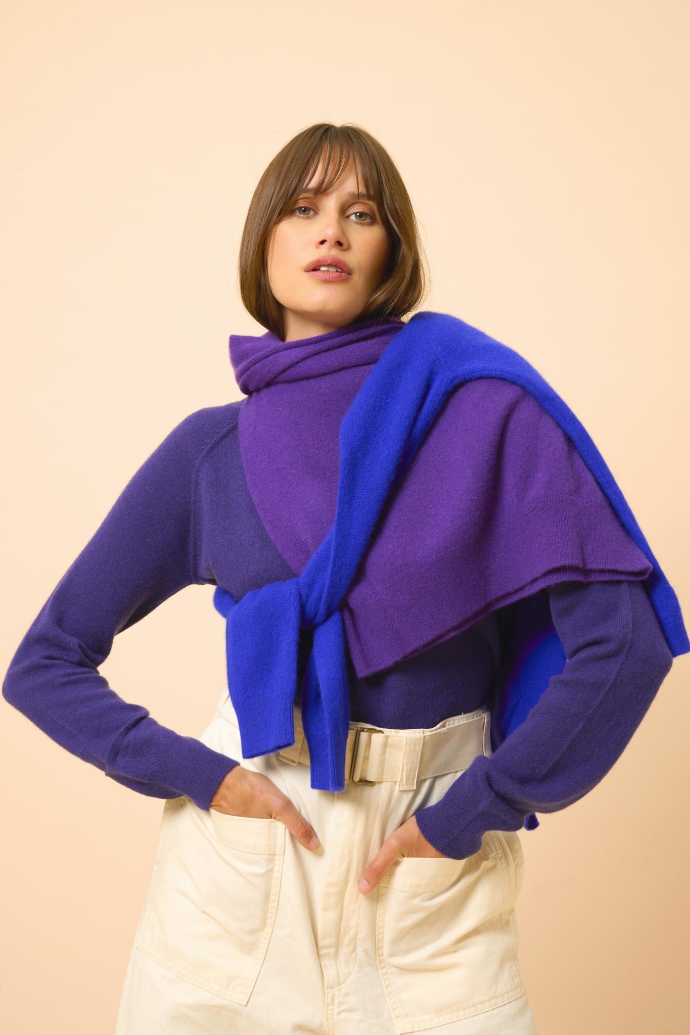 PHOEBE pull col v purple