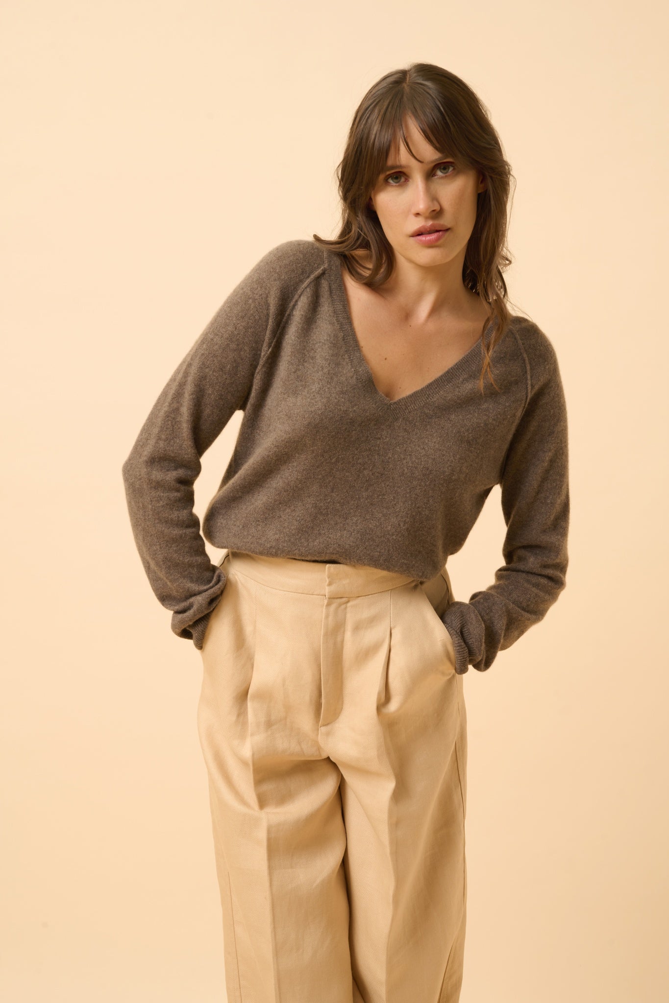 PHOEBE pull col v taupe chiné