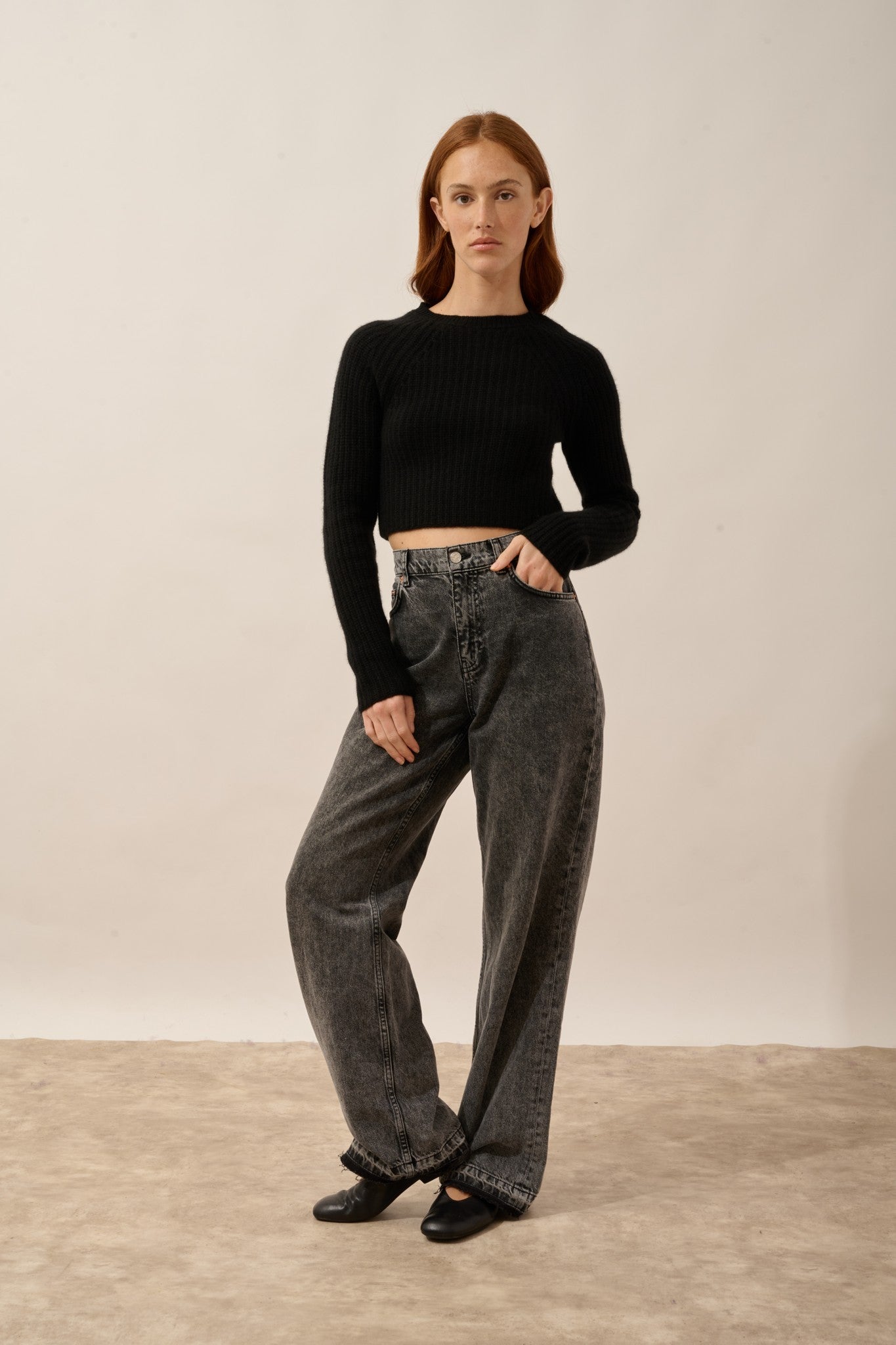 pucallpa pull court col rond 8 fils noir