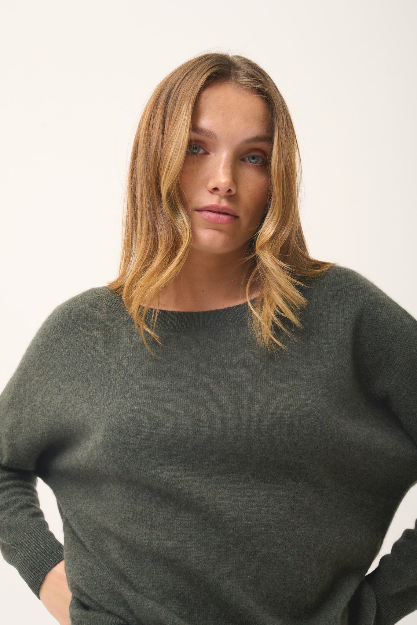 REBECCA sweater in khaki heather