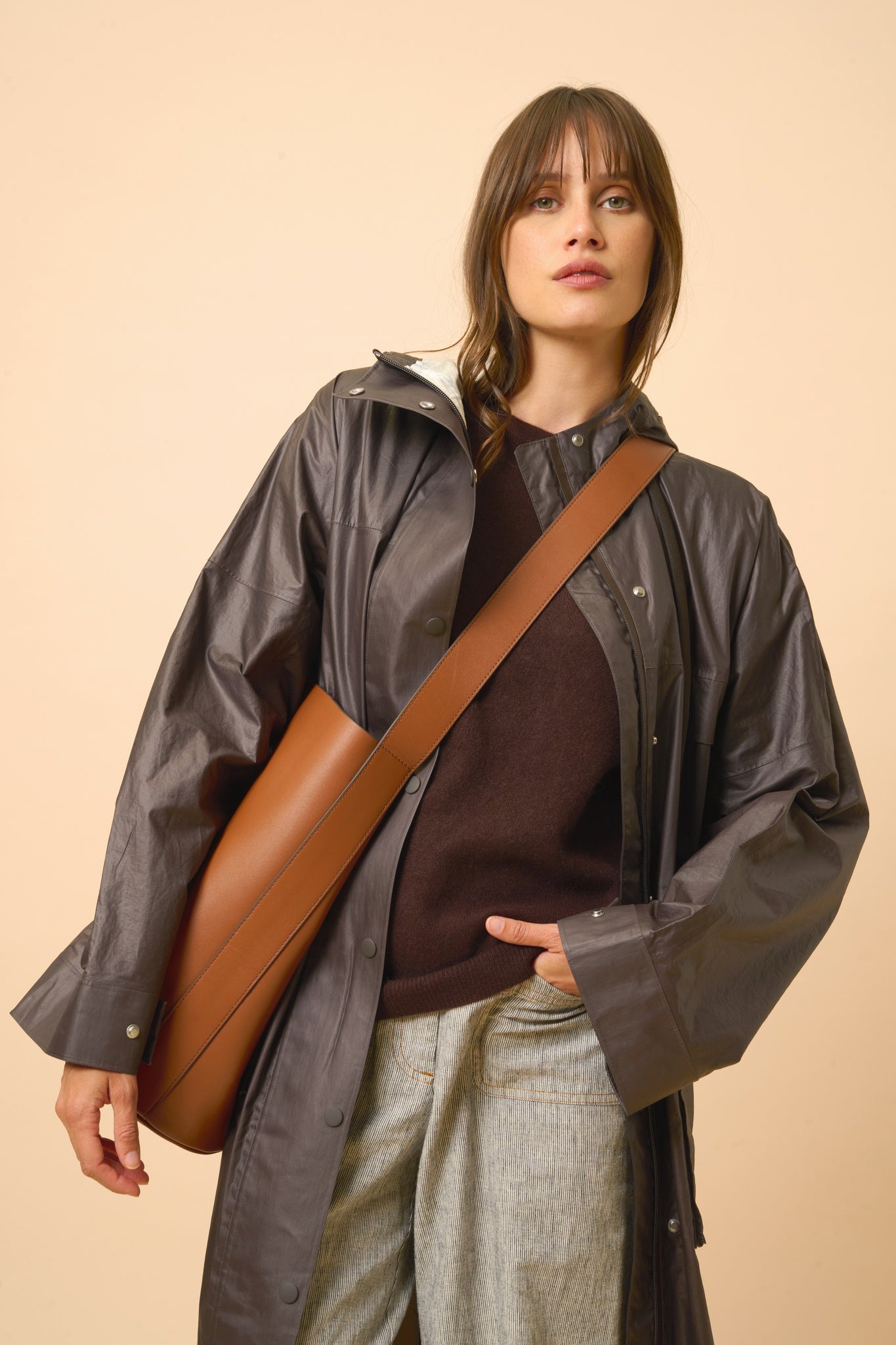 REBECCA pull col rond choco