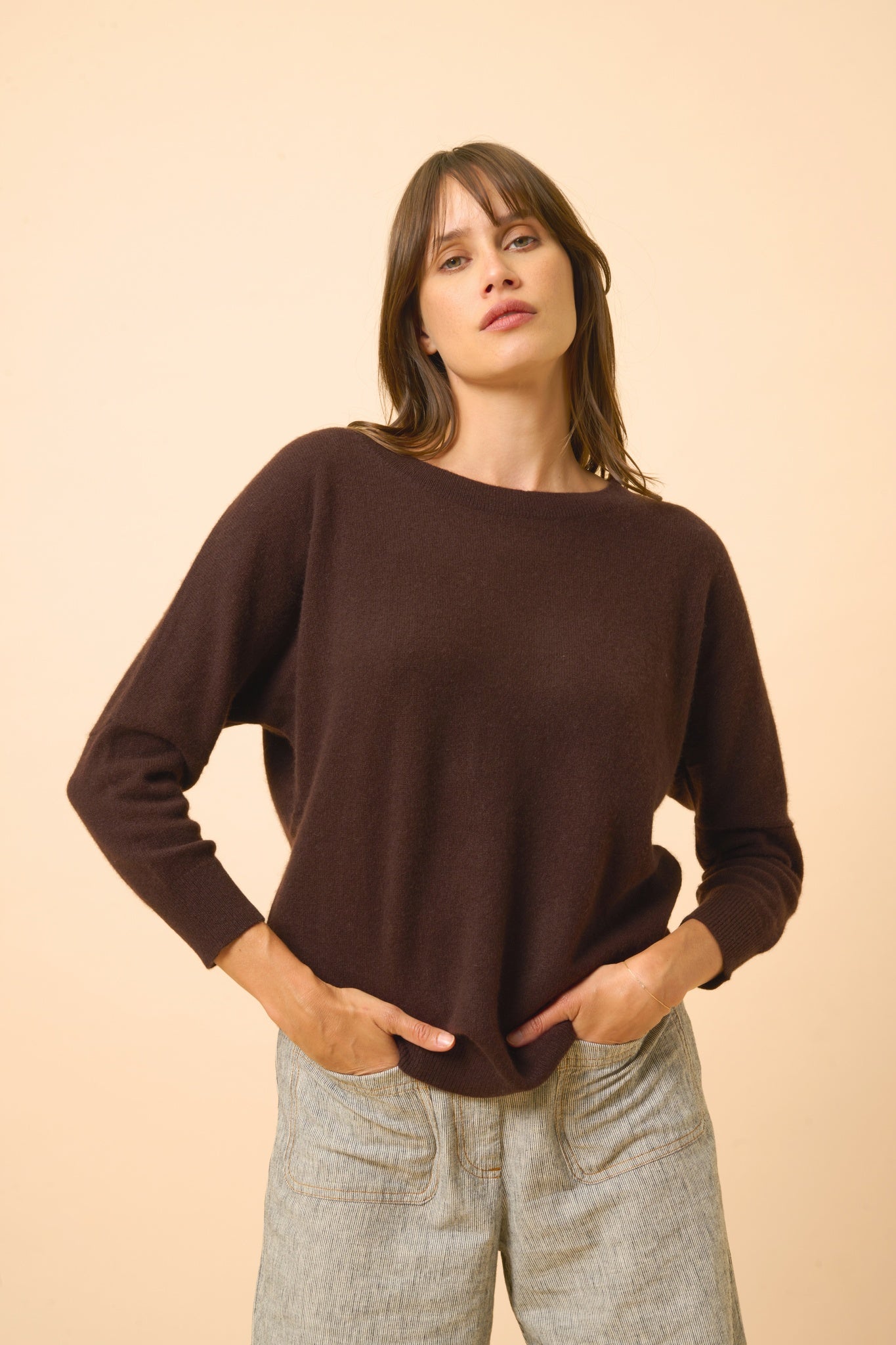 REBECCA pull col rond choco