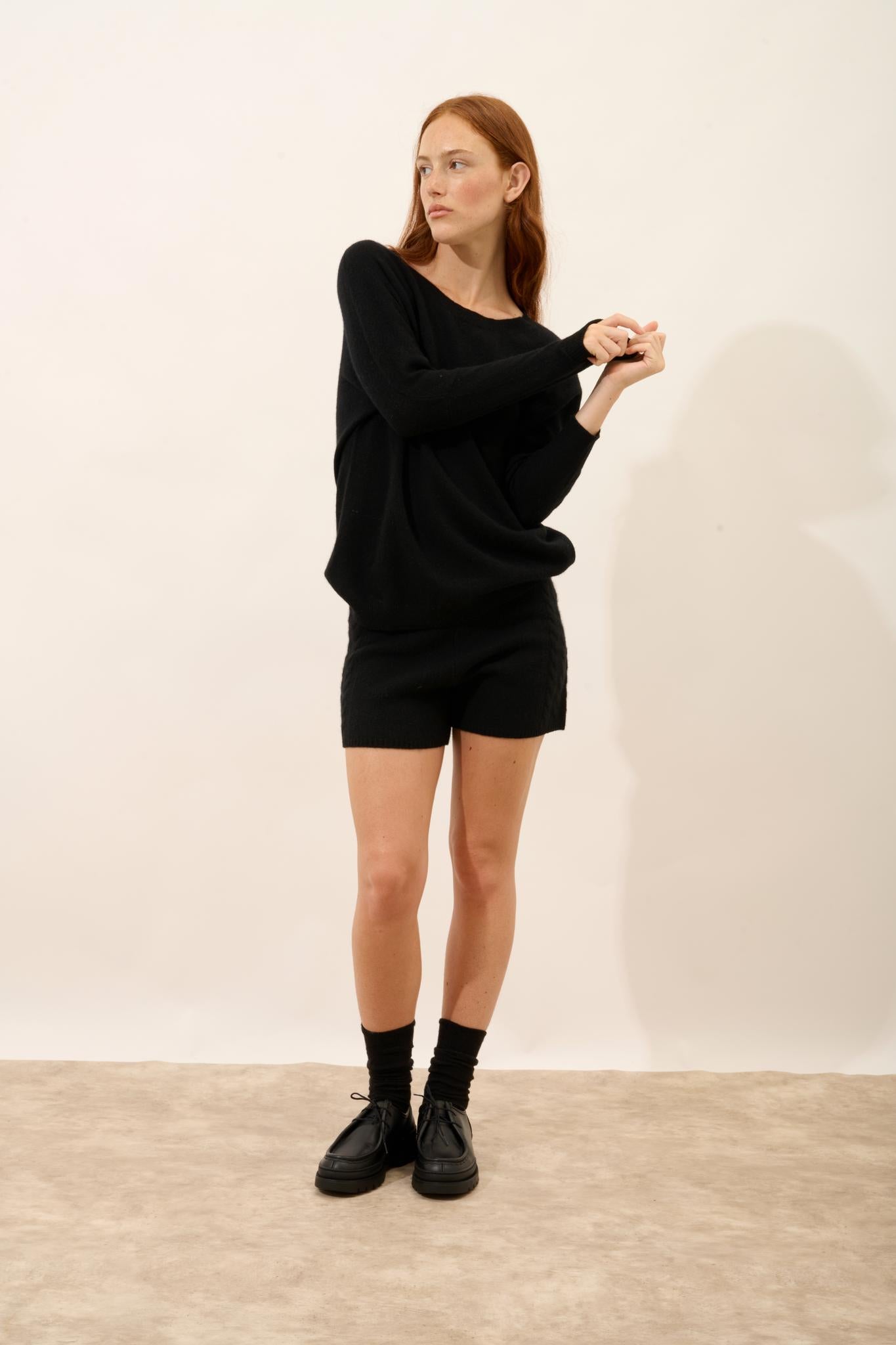 REBECCA pull col rond noir