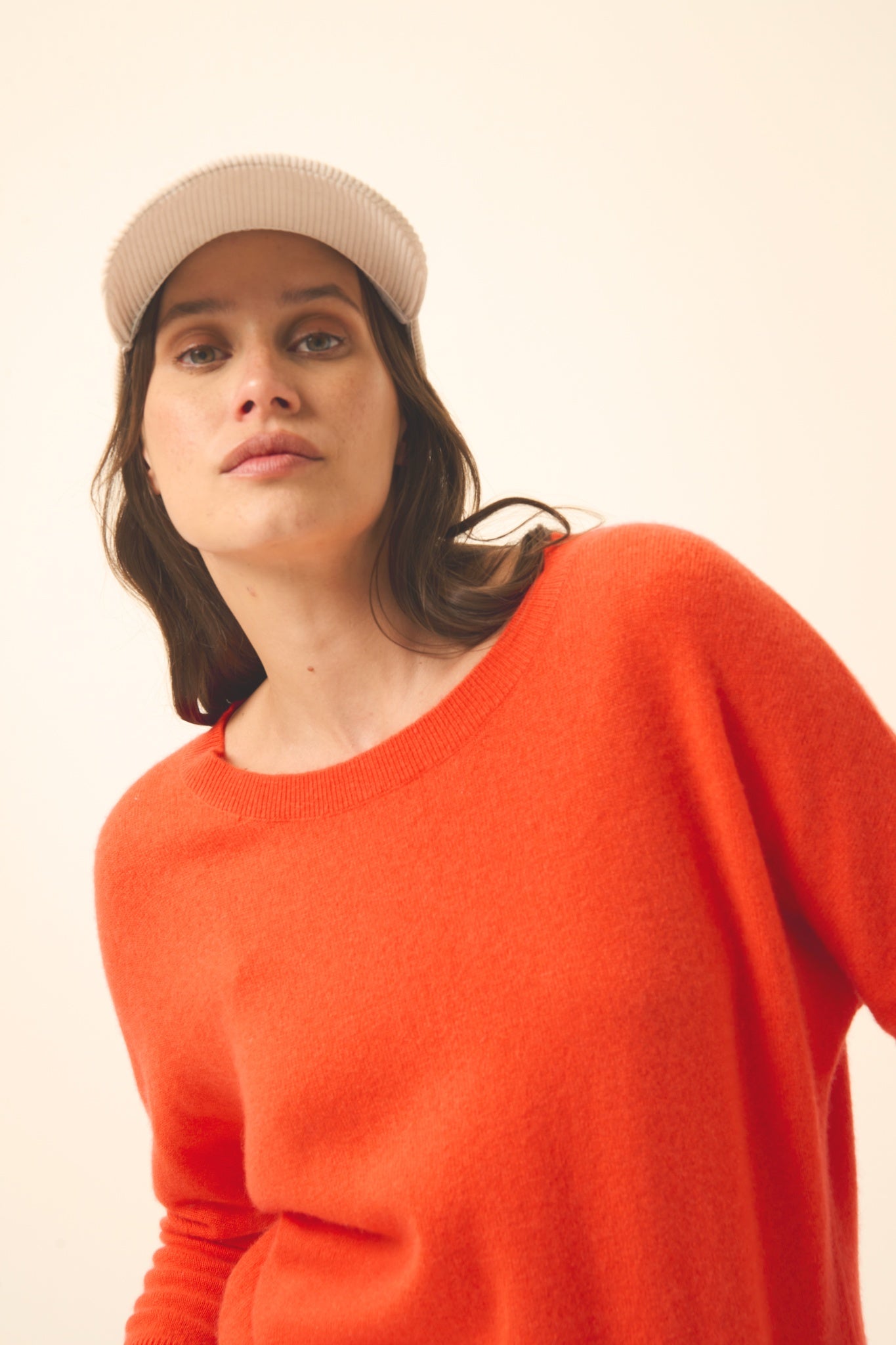 REBECCA pull col rond orange