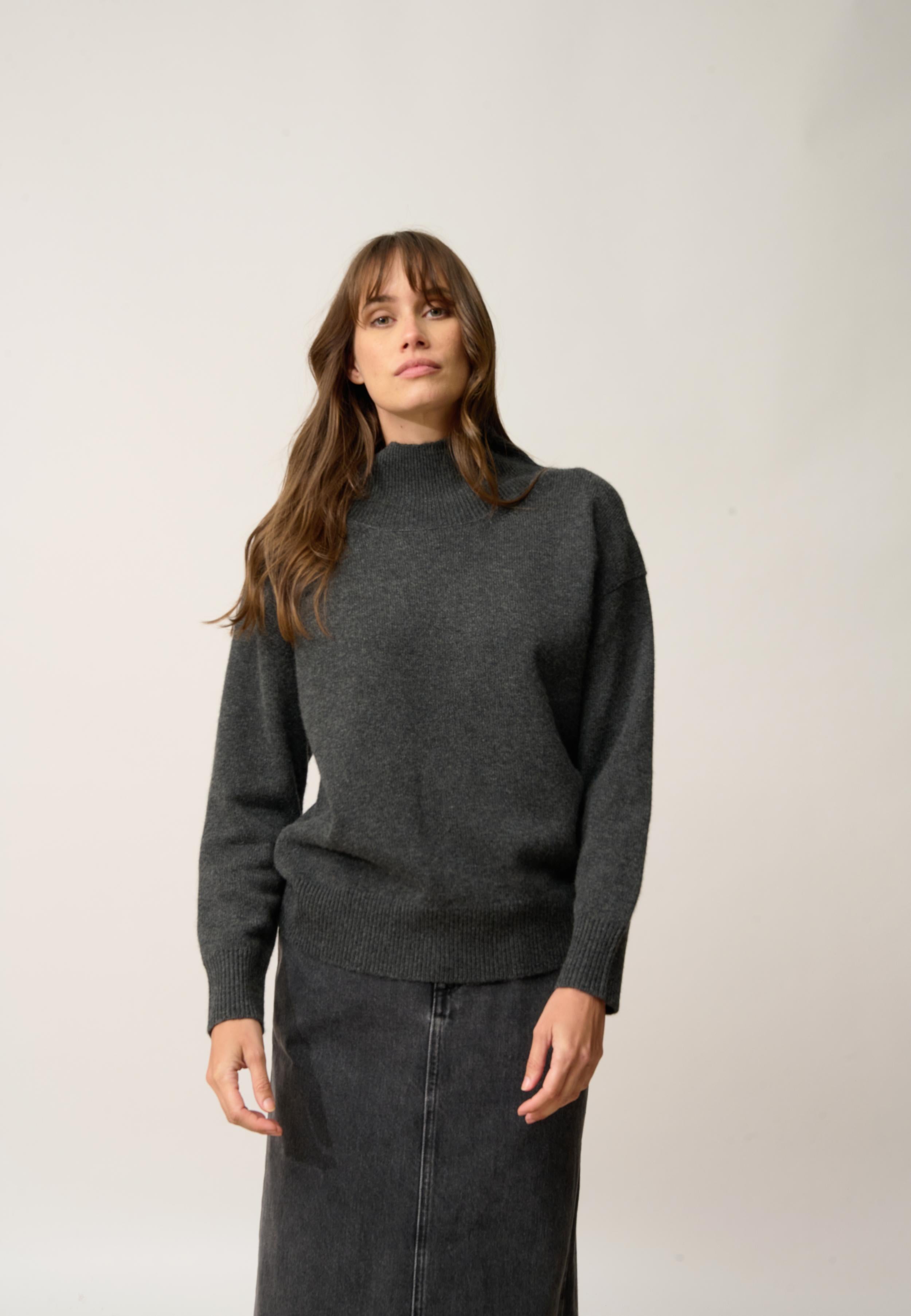 ROMY pull col montant carbone chiné