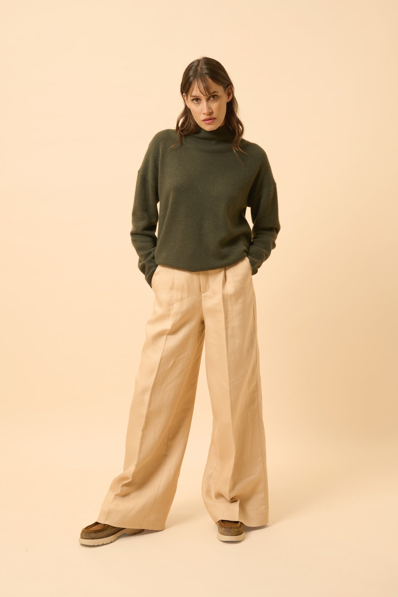 ROMY pull col montant kaki