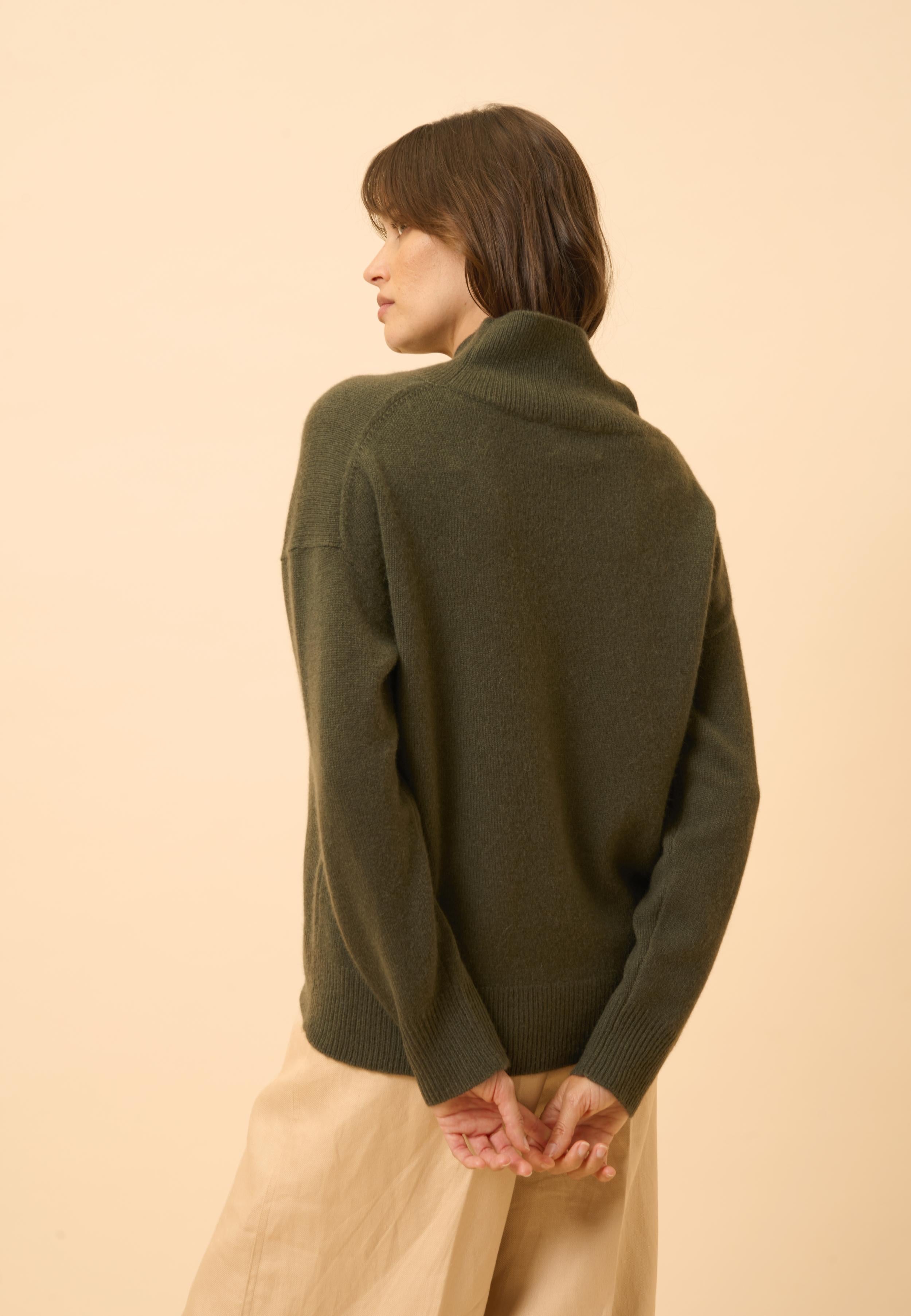 ROMY pull col montant kaki