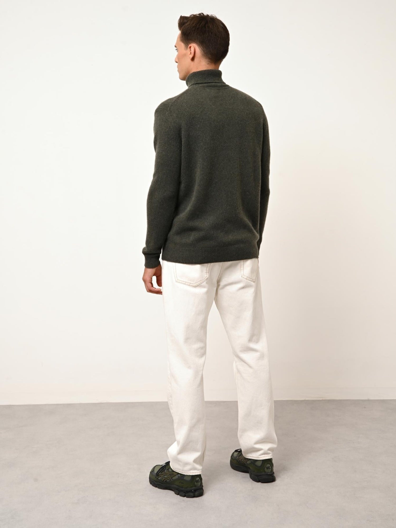 SACHA pull col roulé kaki chiné