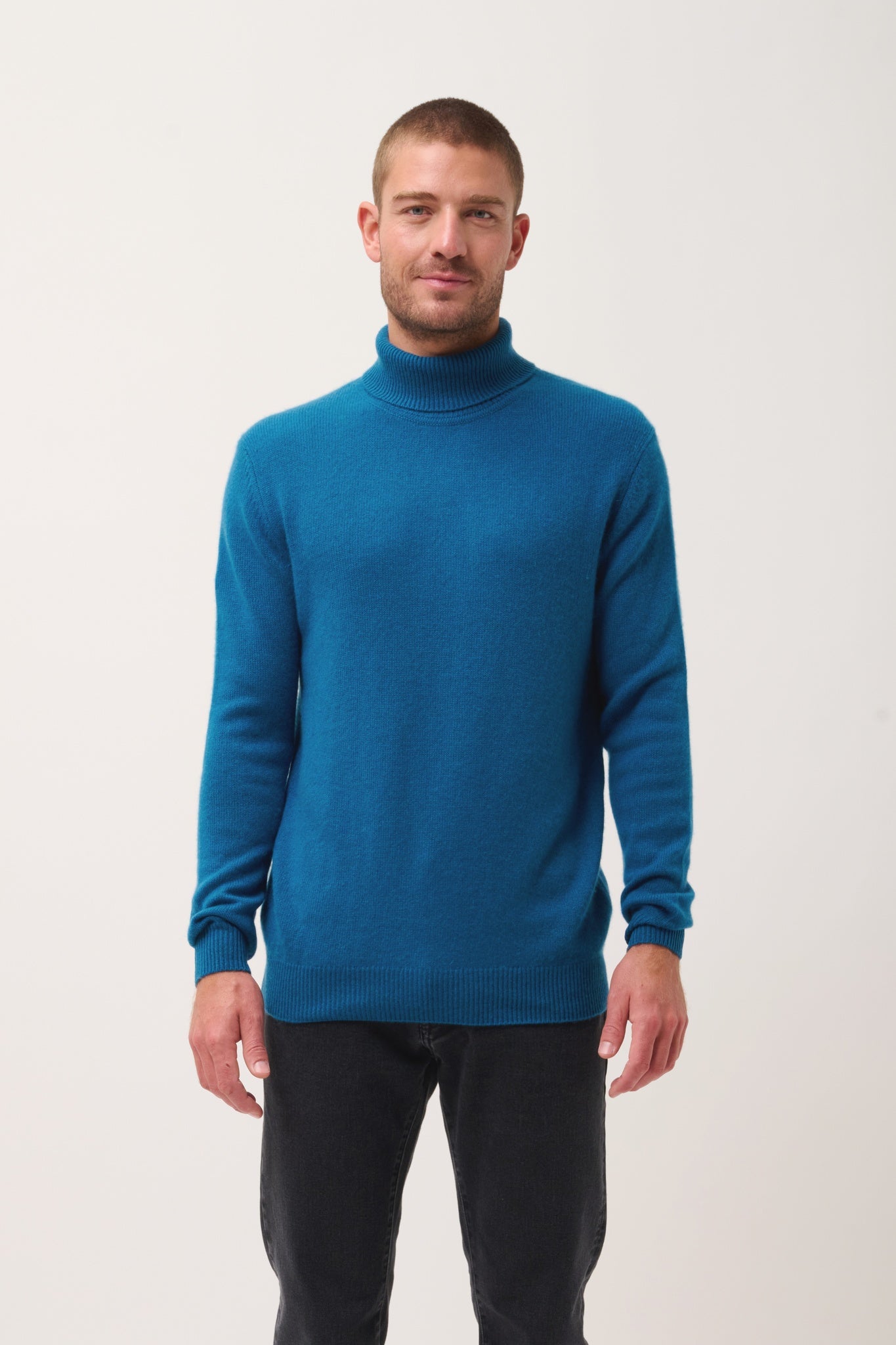 SACHA pull col roulé paon