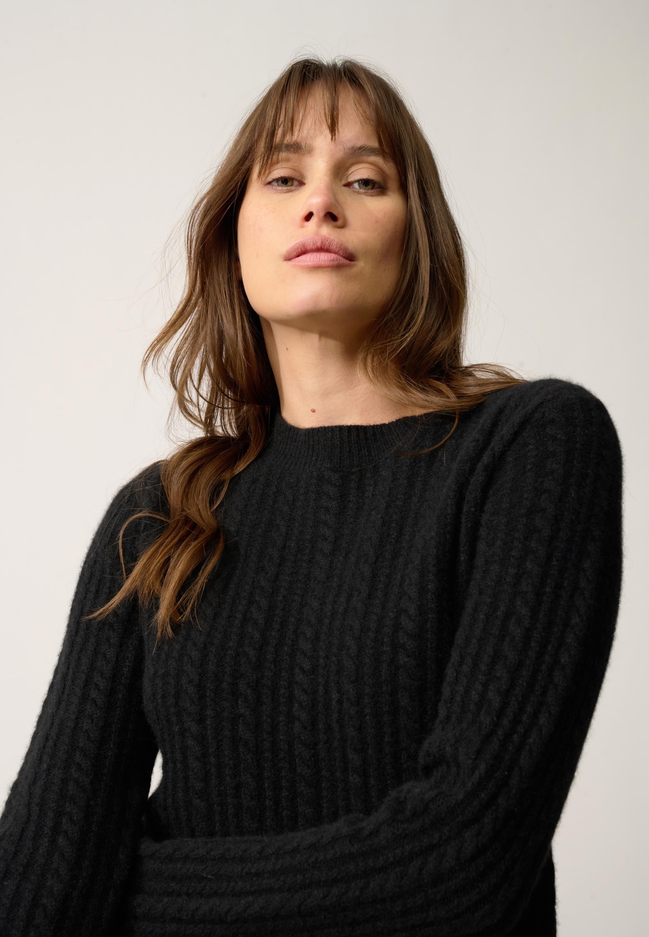 SARAH pull col rond noir