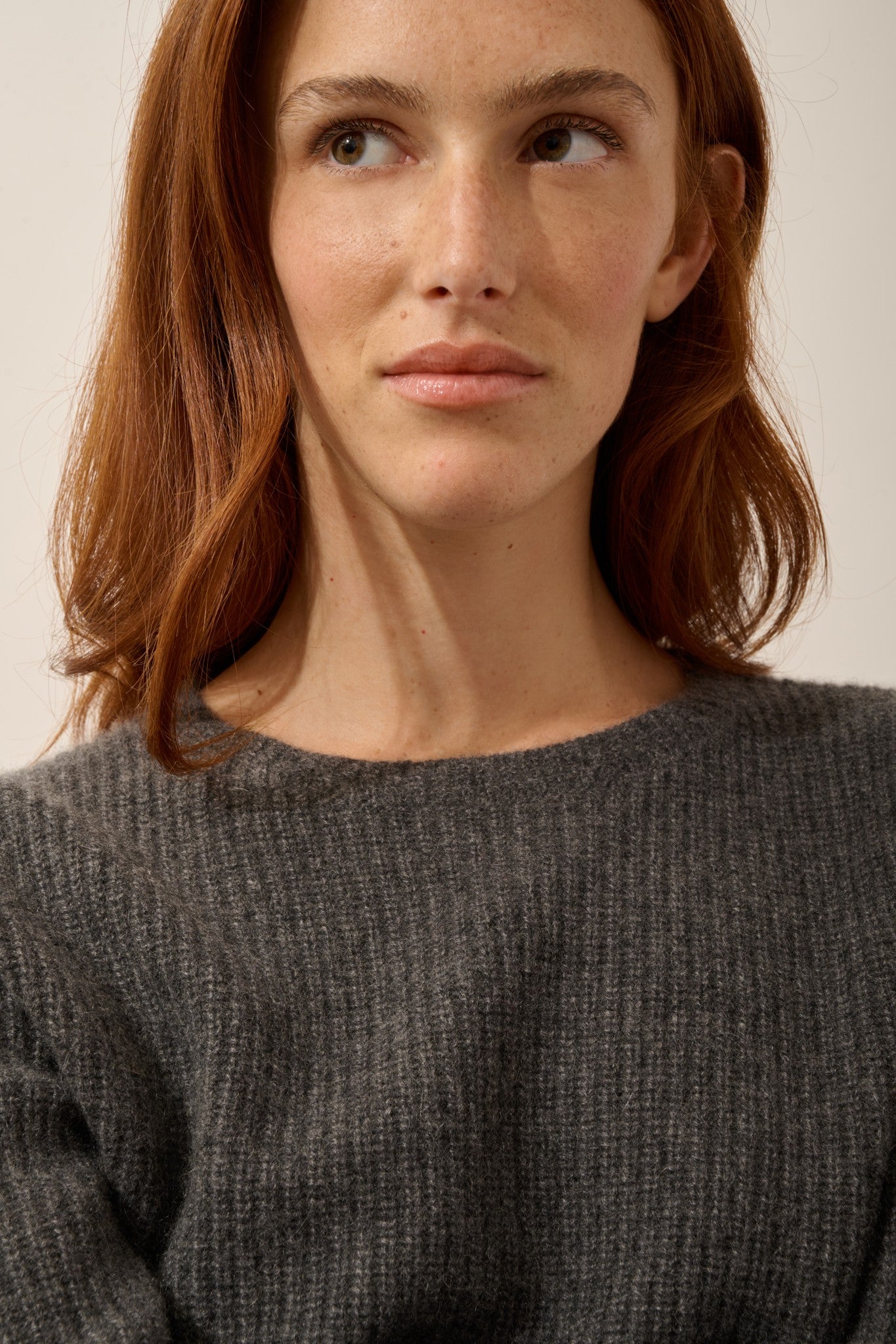 sigrun pull col rond 4 fils anthracite chiné