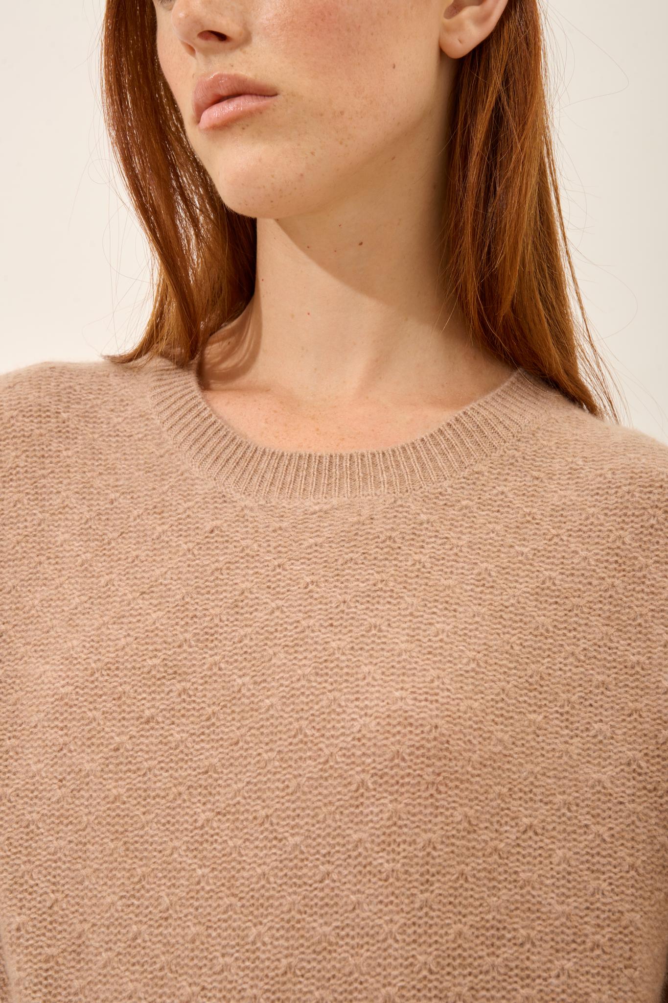 SIGRUN round-neck sweater camel mottled