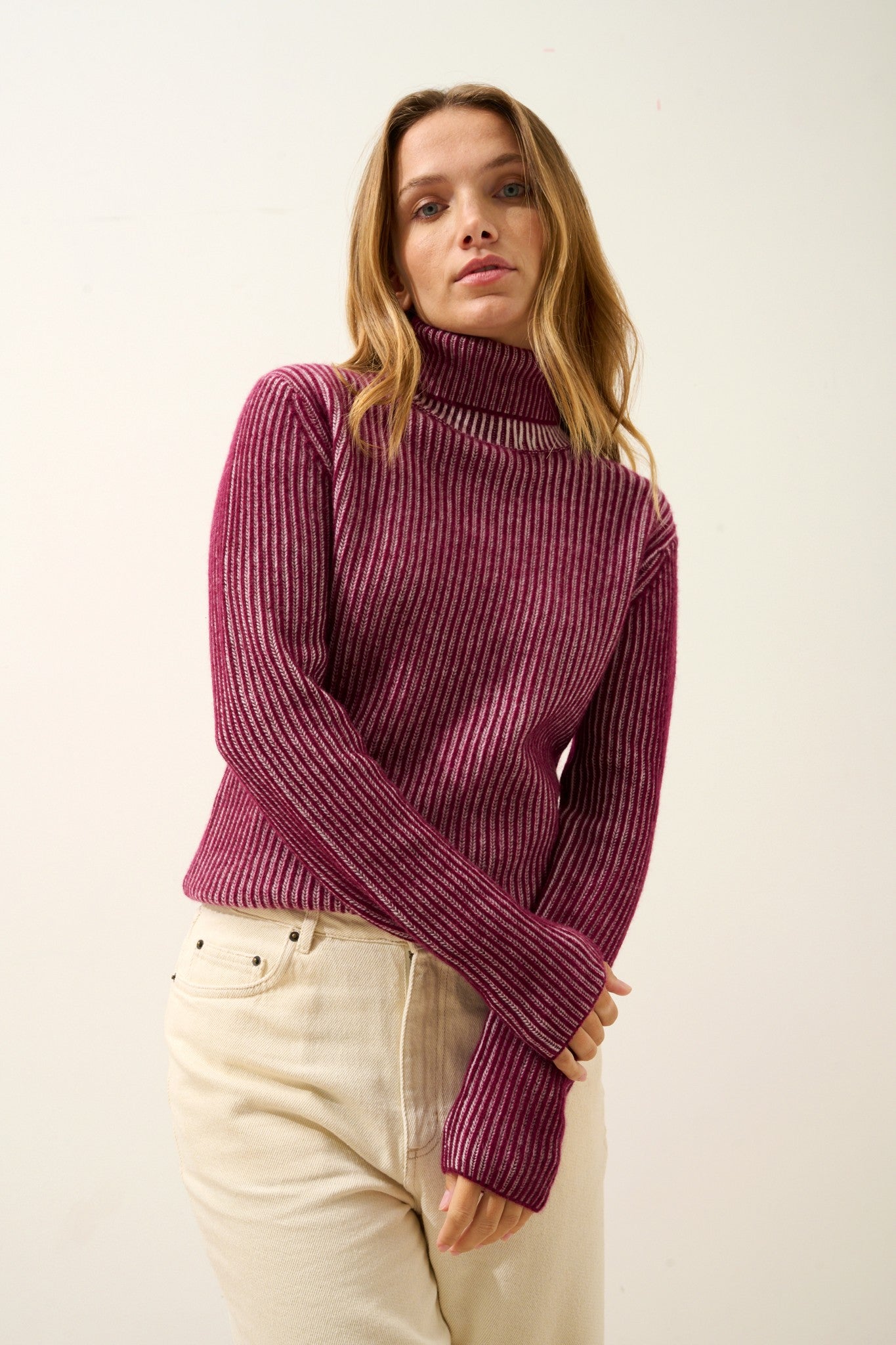 somnia pull col roulé 4 fils bordeaux/ivoire 100% cachemire