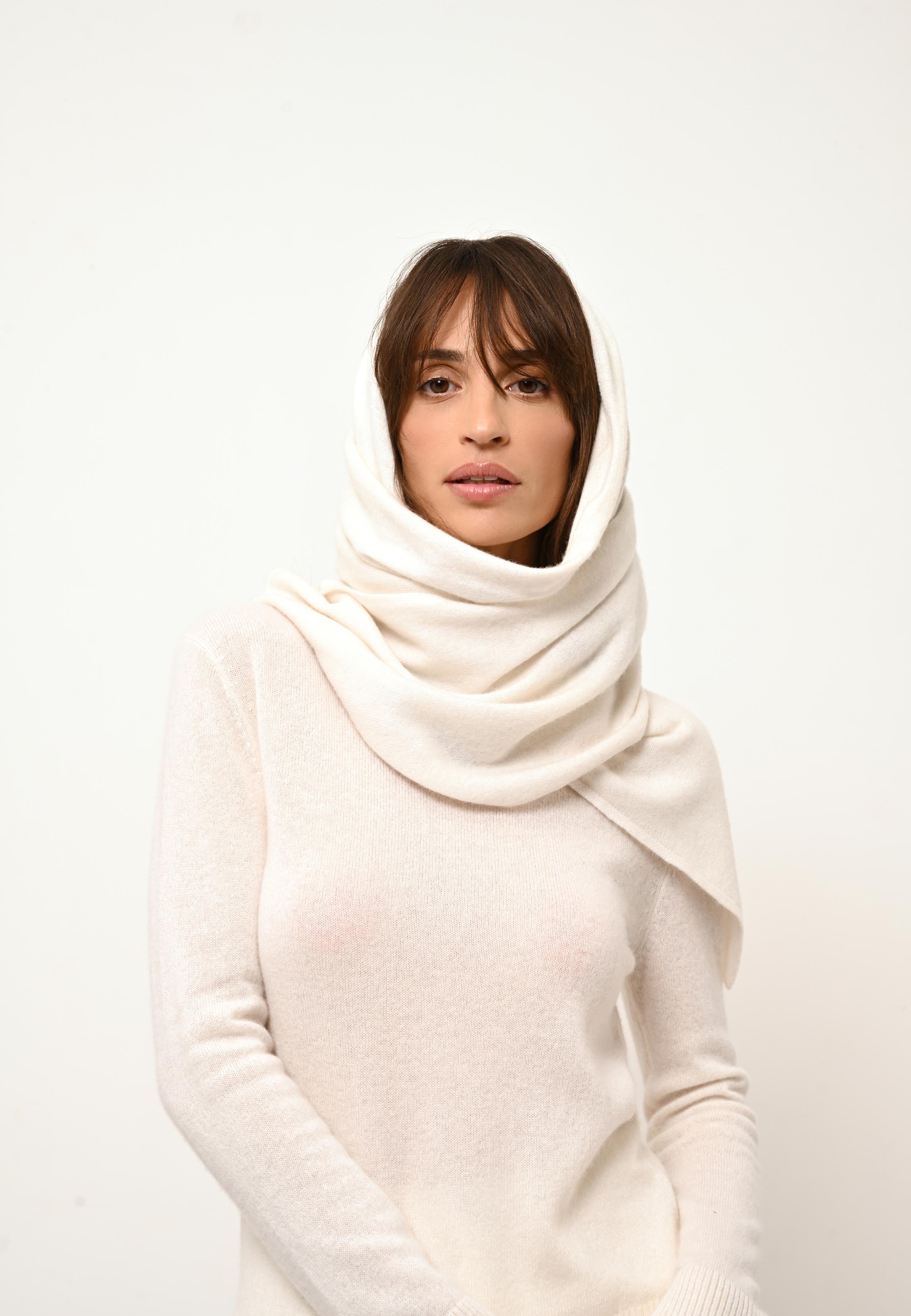 SPENCER ivory scarf