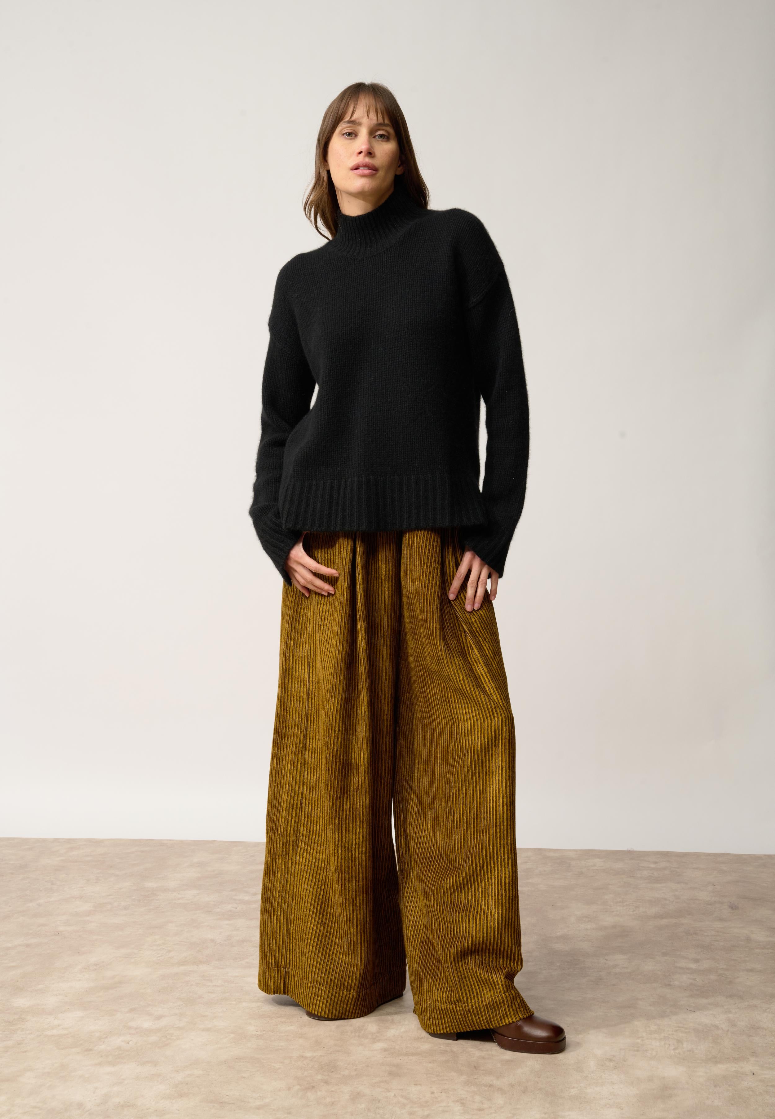 SULLANA pull col montant noir