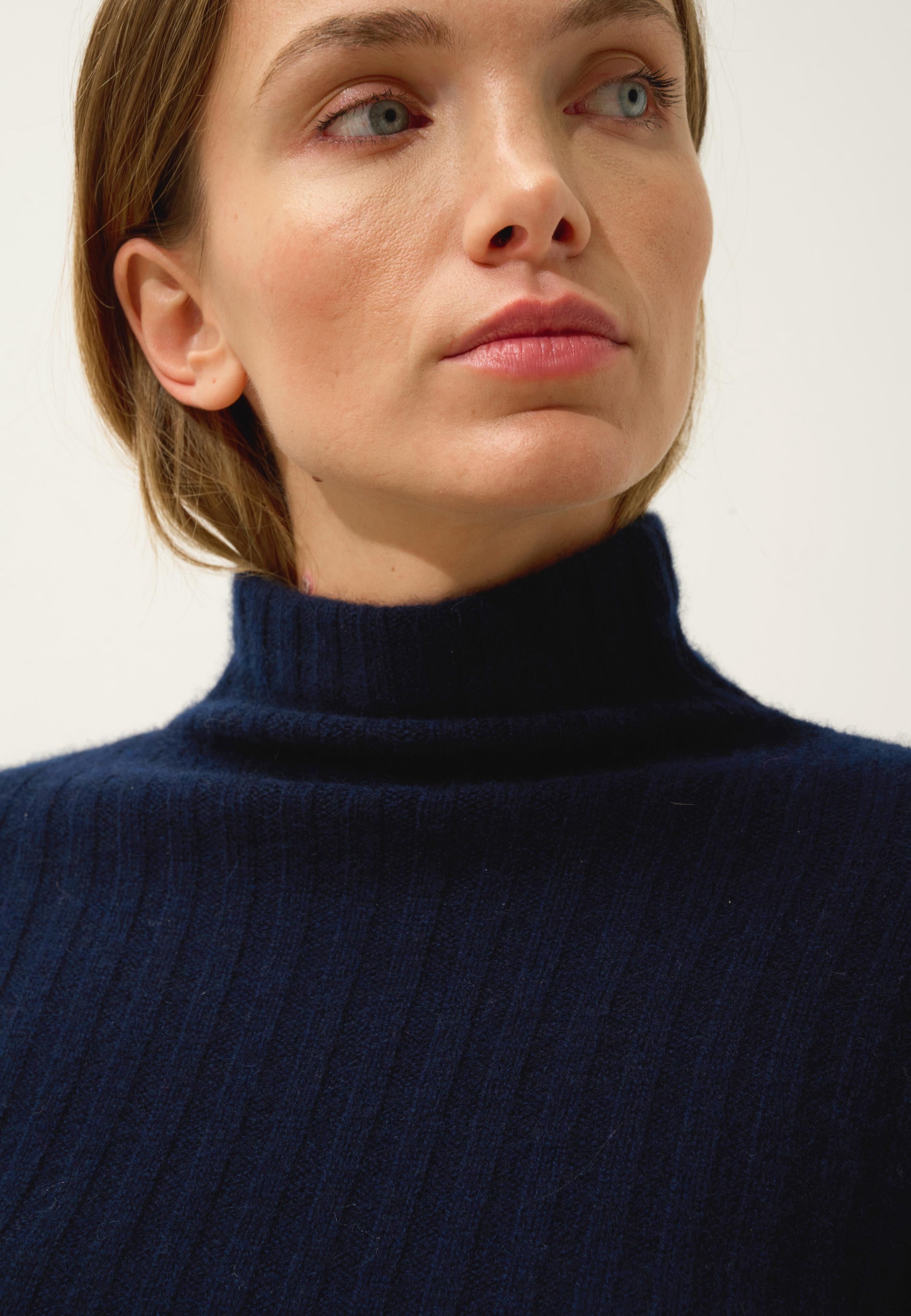 SUNNEVA pull col montant navy