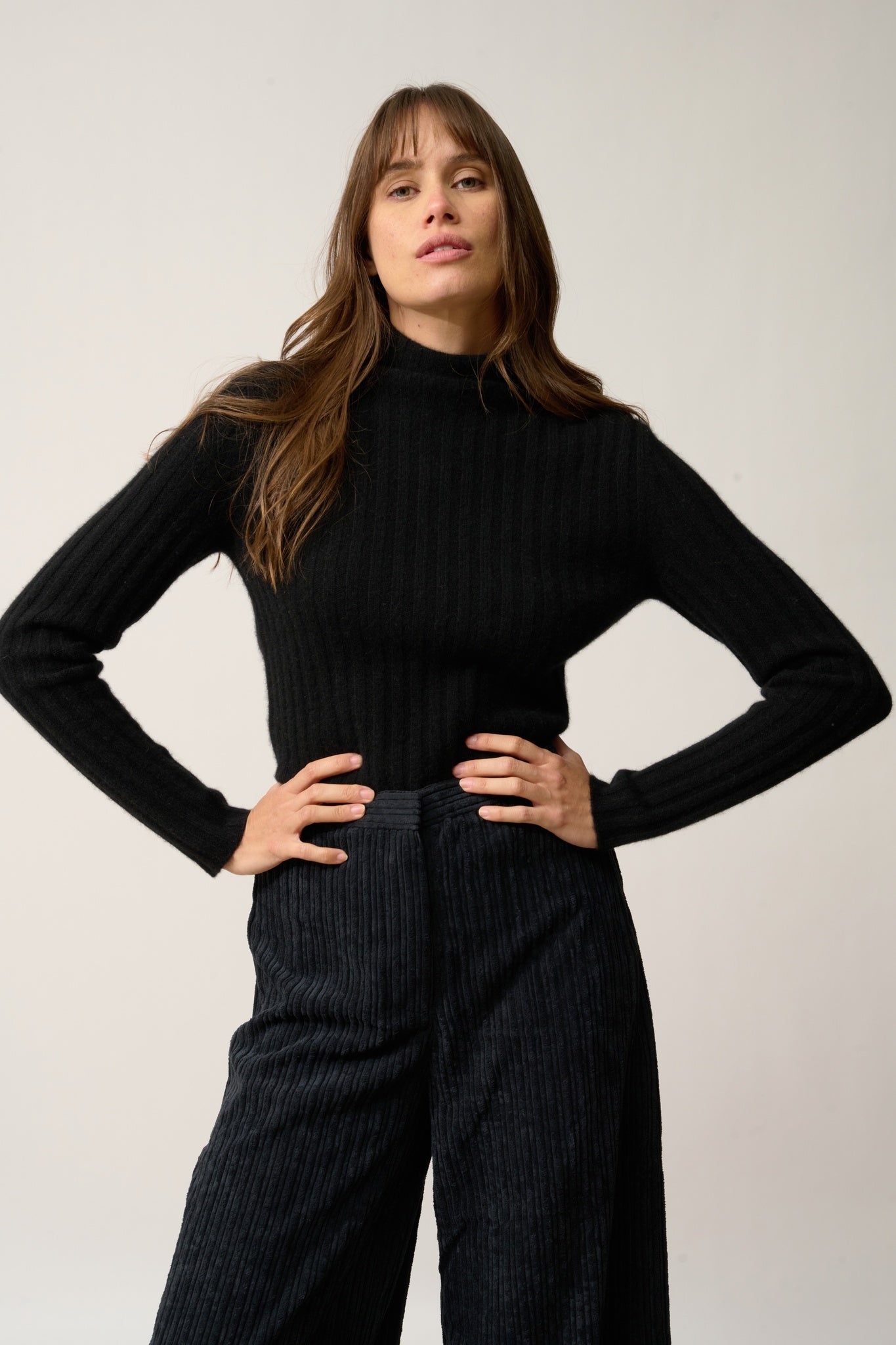 SUNNEVA pull col montant noir