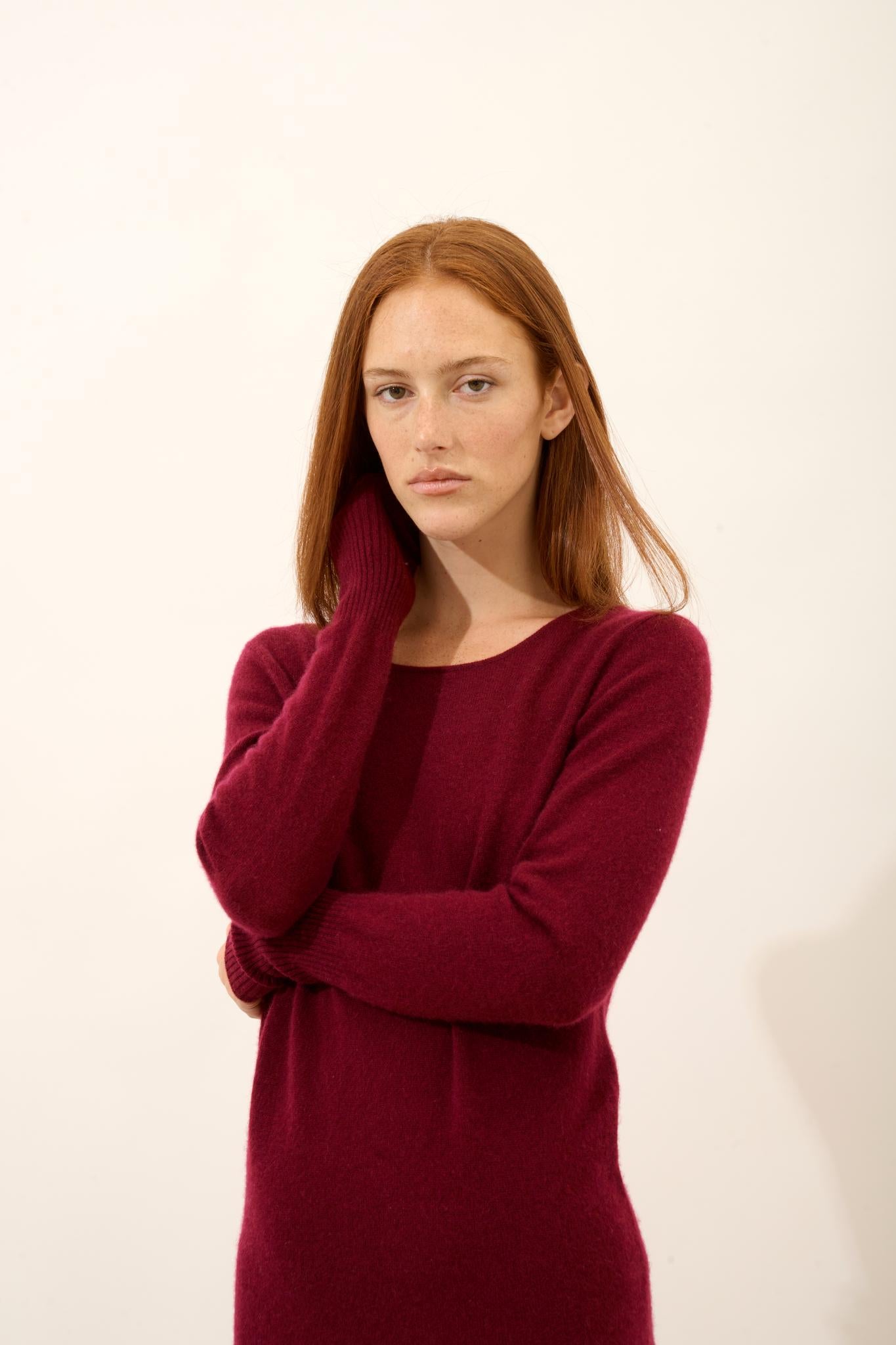 SUSAN burgundy round-neck dress