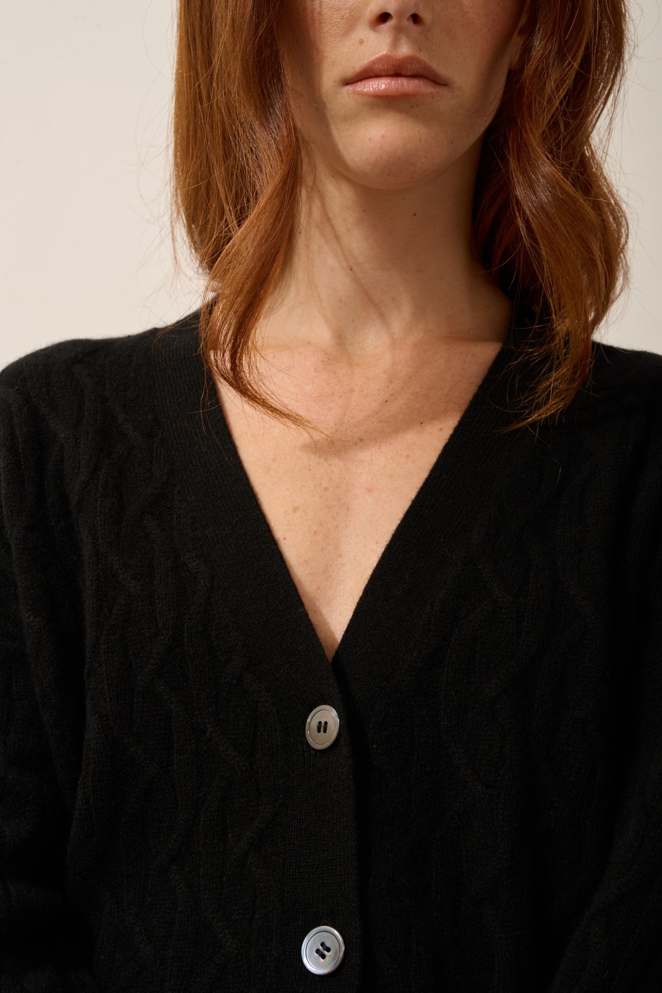 systa cardigan col v 4 fils noir
