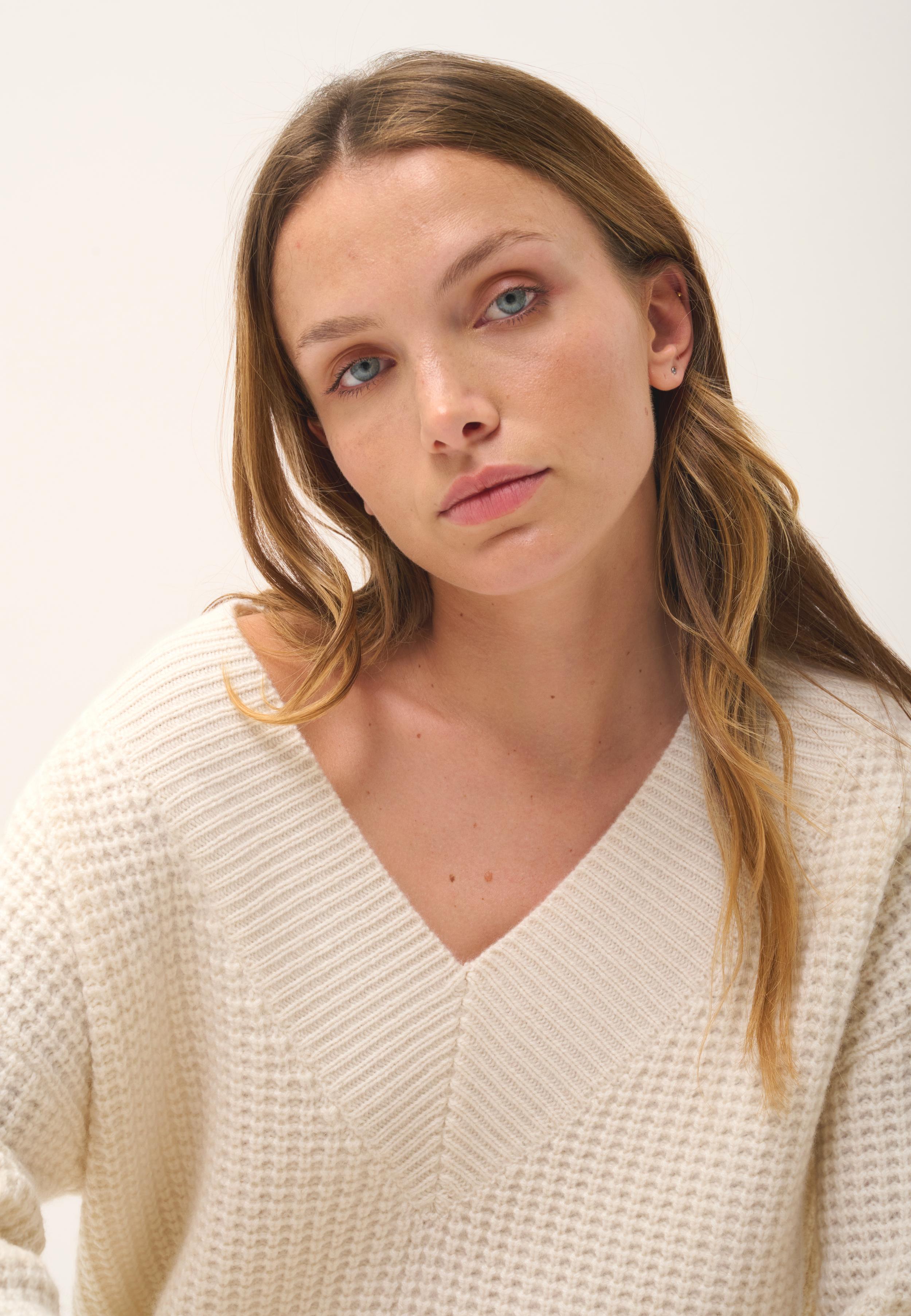 TACNA pull col v neige