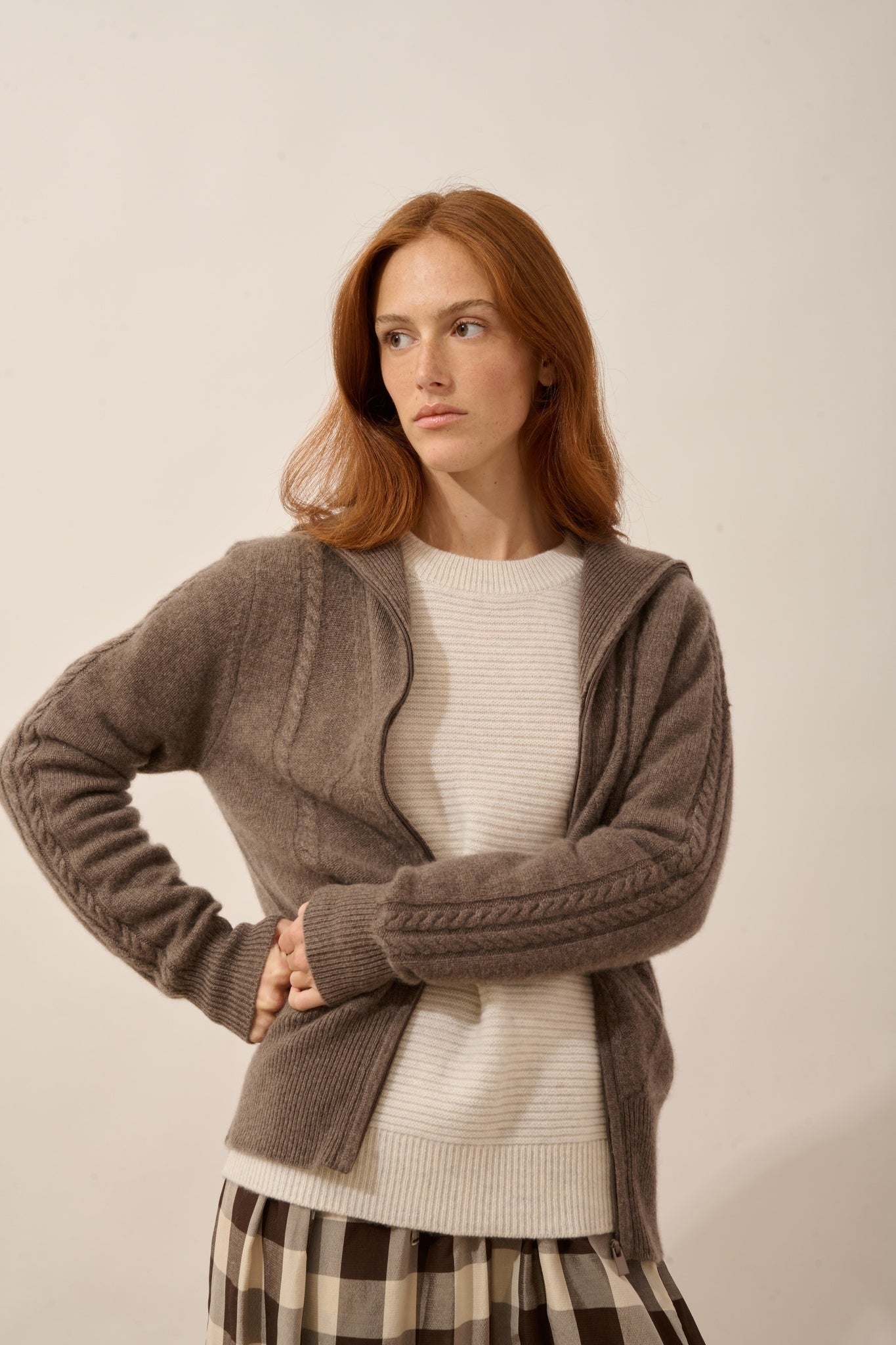 TALARA gilet zippé col camionneur 4 fils taupe chiné