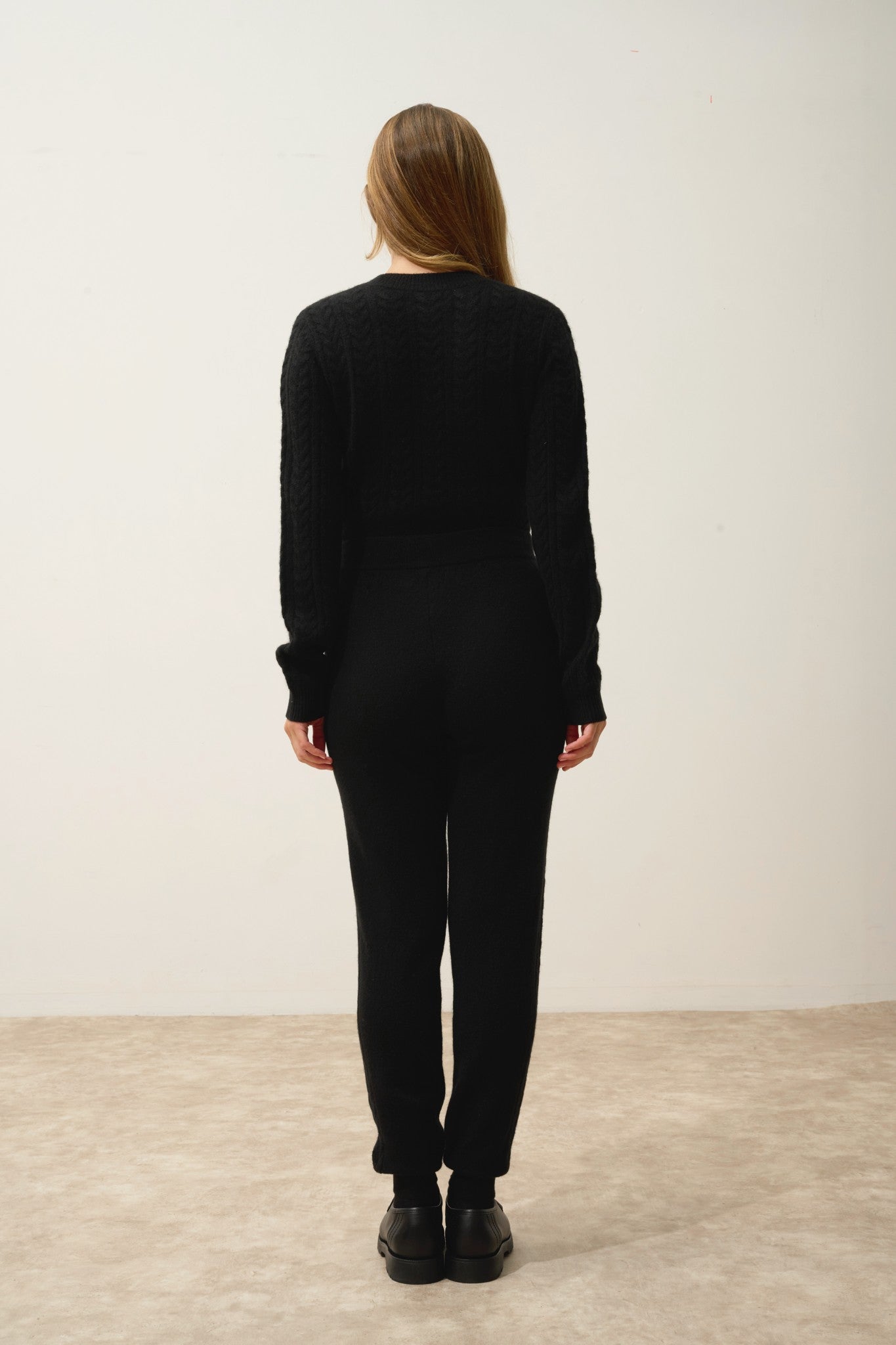 talia jogging noir 100% cachemire