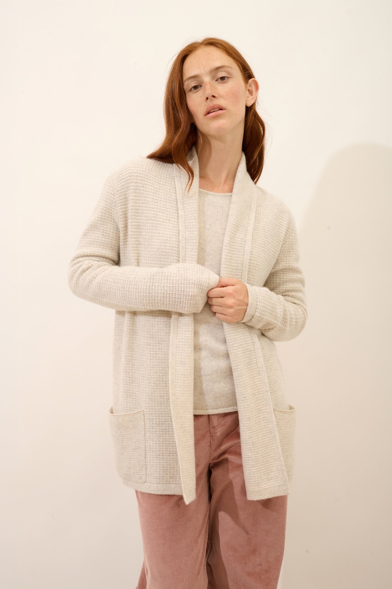 TARAPOTO veste col châle gris perle chiné