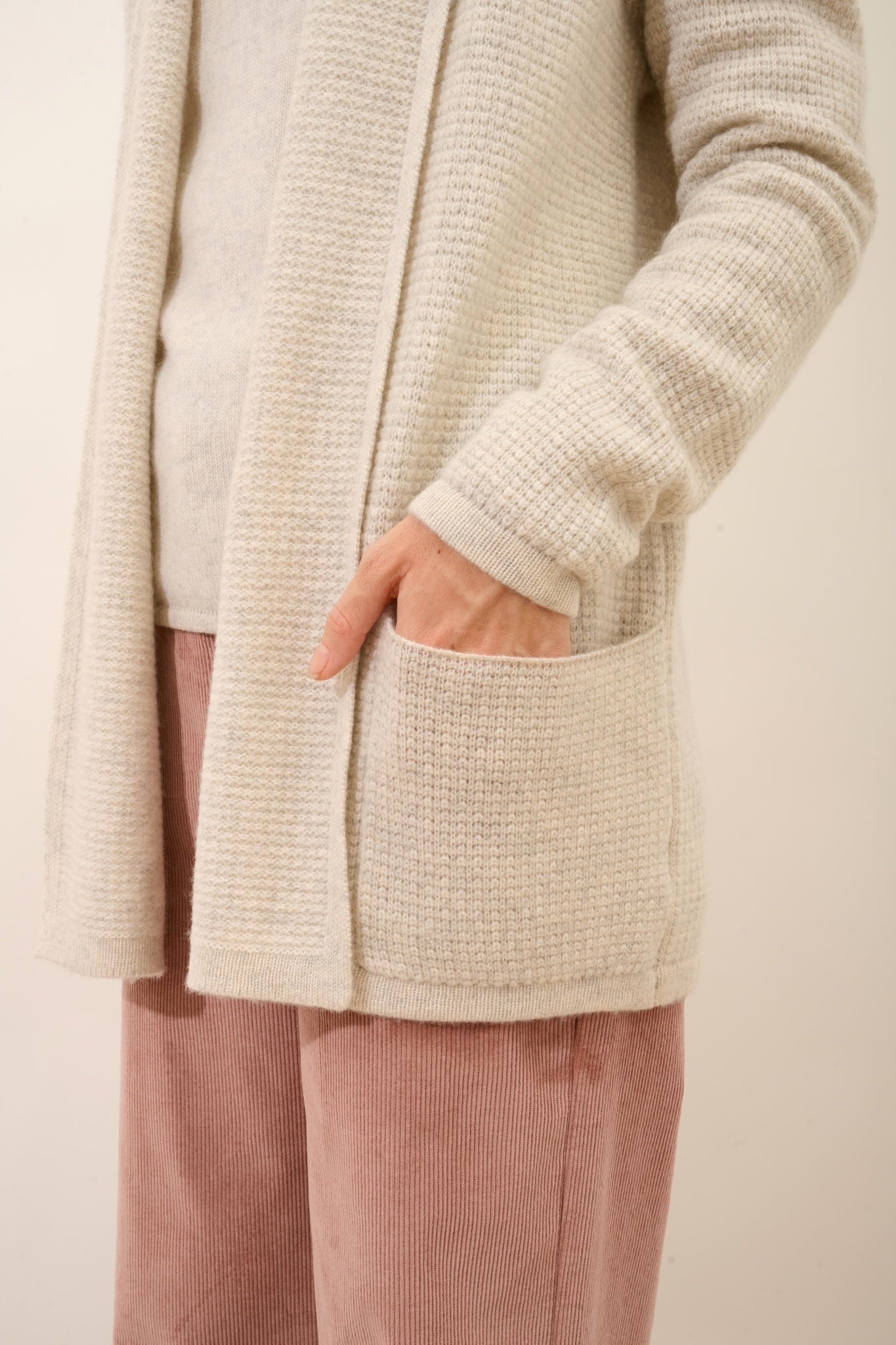 TARAPOTO veste col châle gris perle chiné