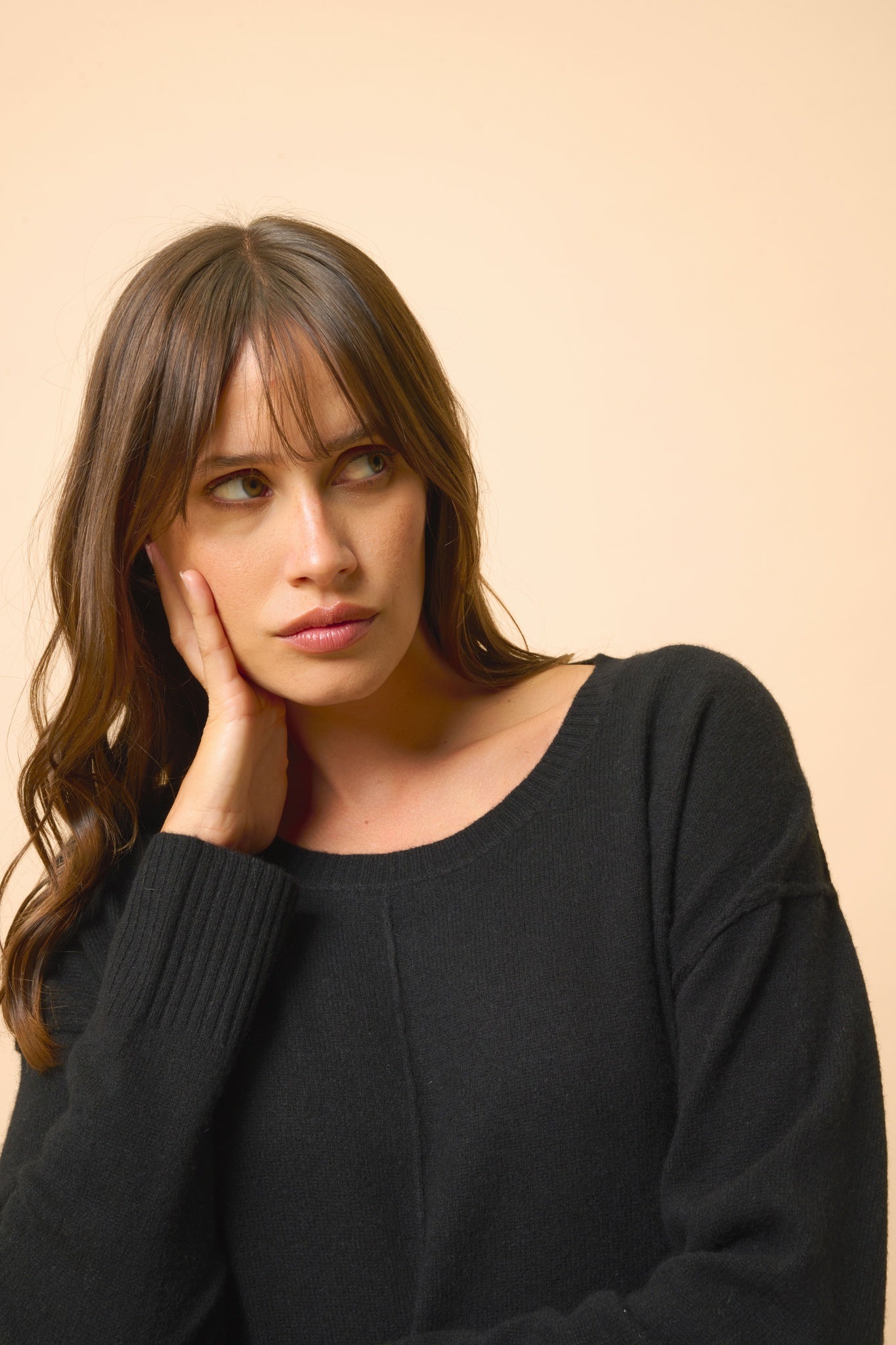 TESS pull col rond noir