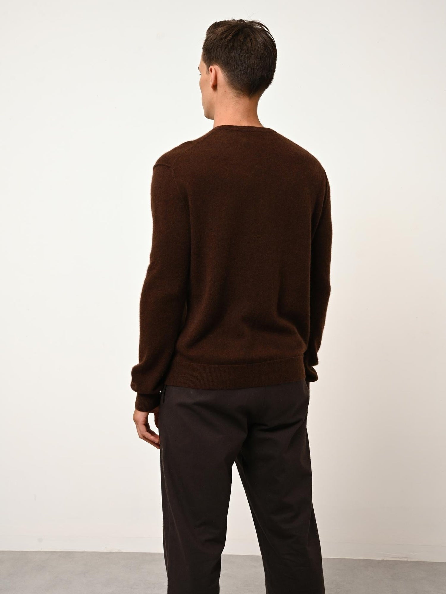 TOM pull col v café