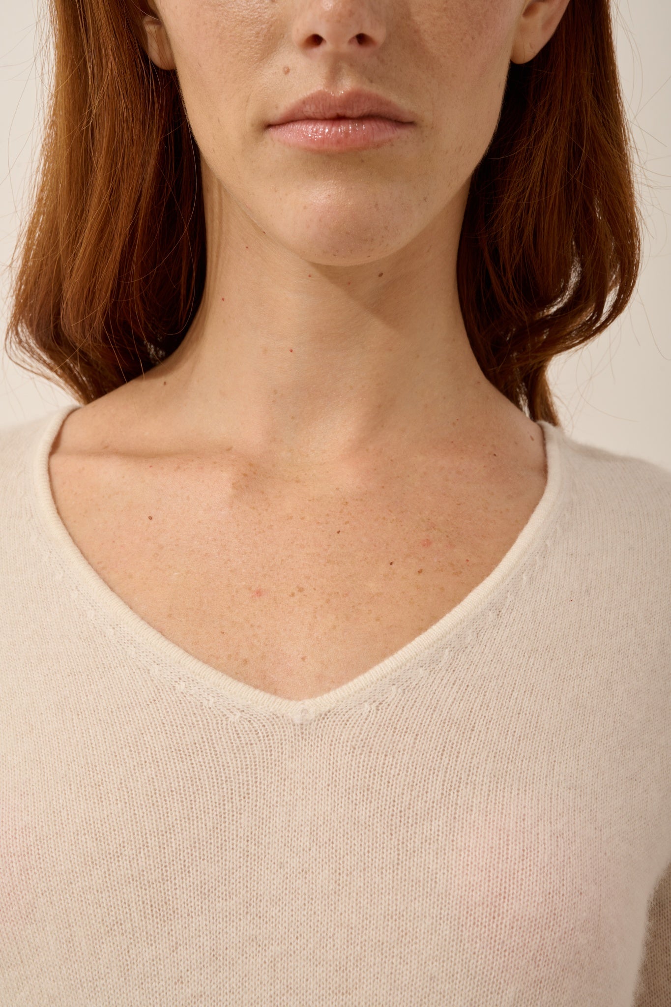 TRACY ivory v-neck dress