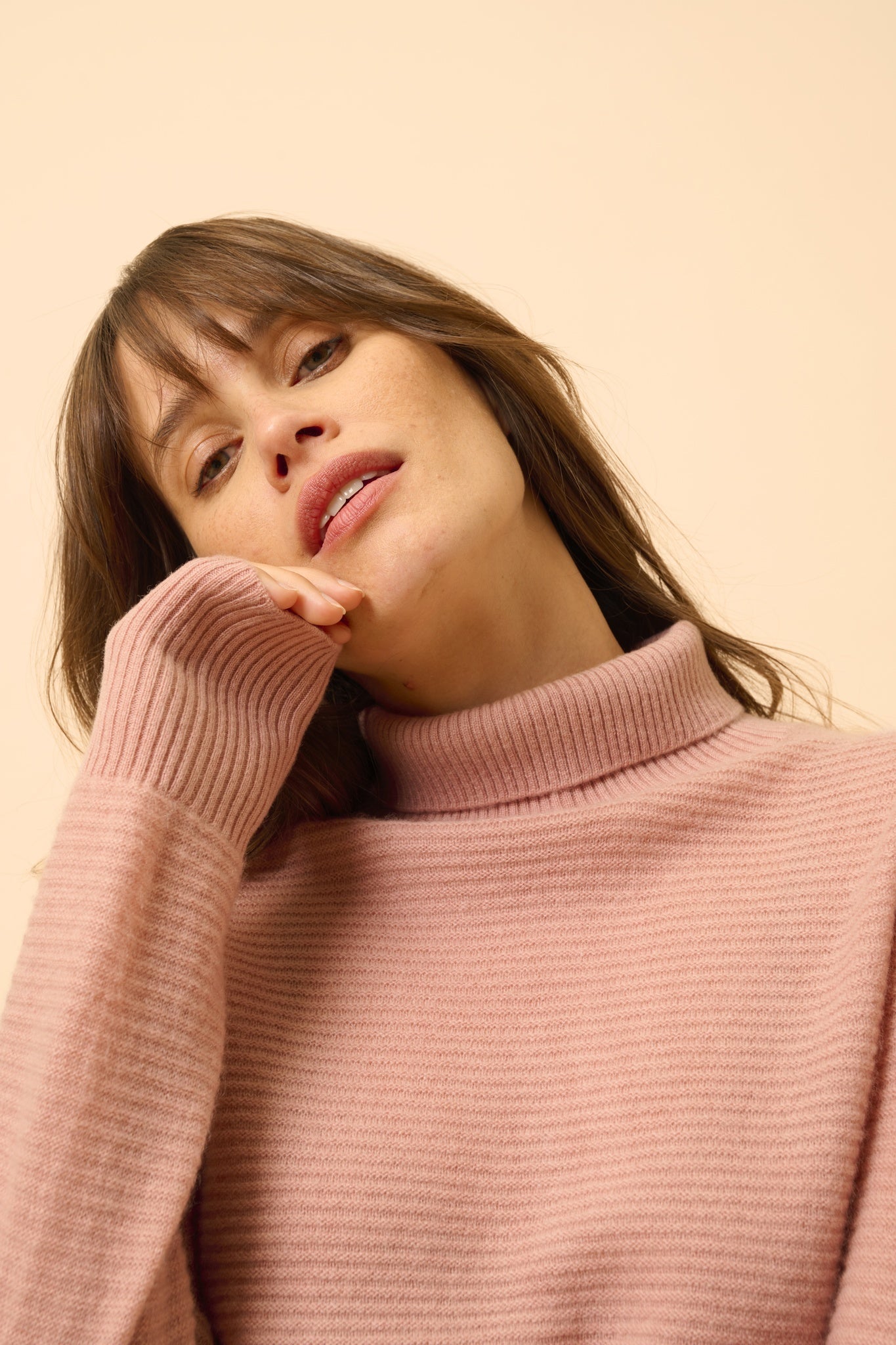 UDNY rosewood turtleneck sweater