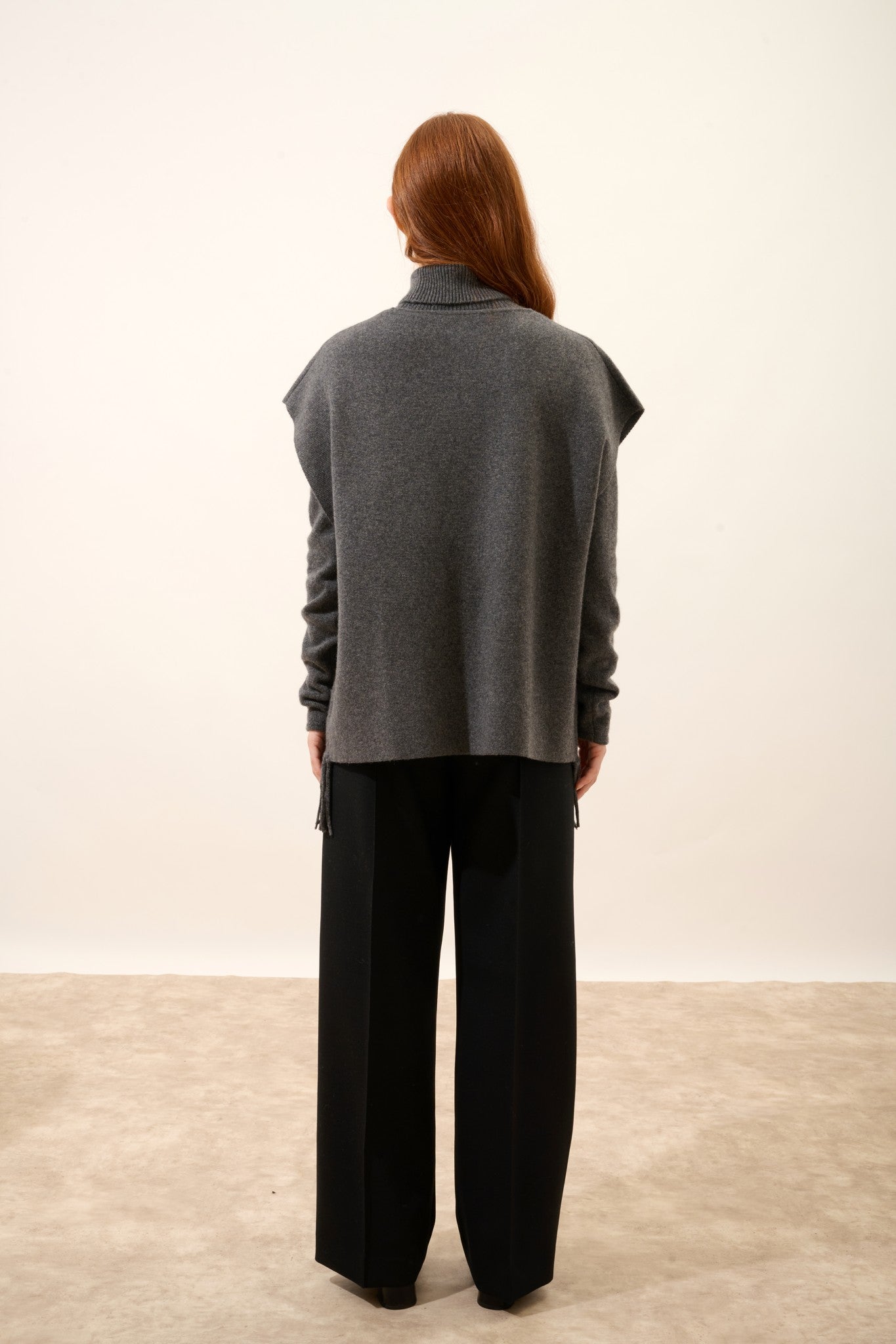 victoire gilet sans manches avec franges anthracite chiné 100% cachemire