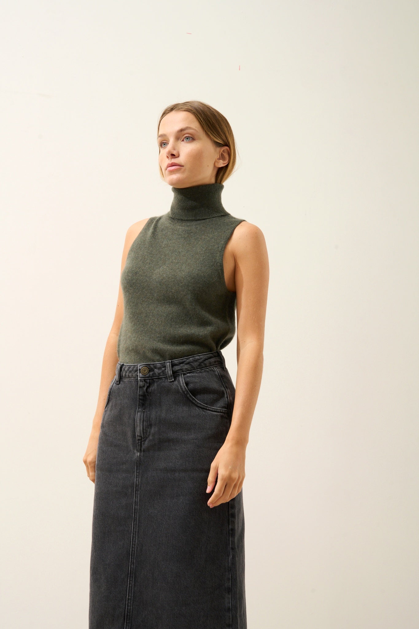 VIOLET pull col roulé kaki chiné