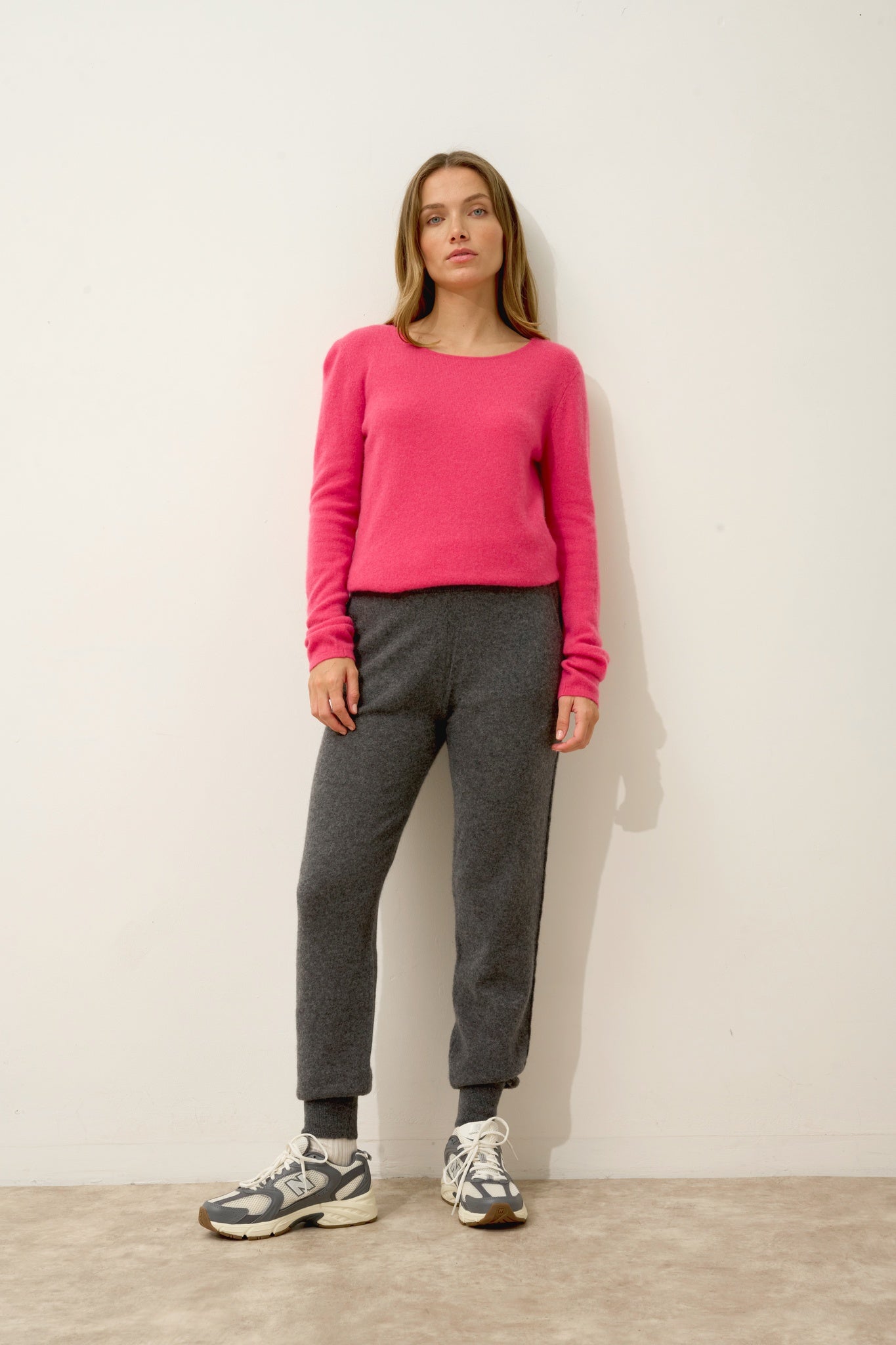 VIVIAN pull col rond fraise