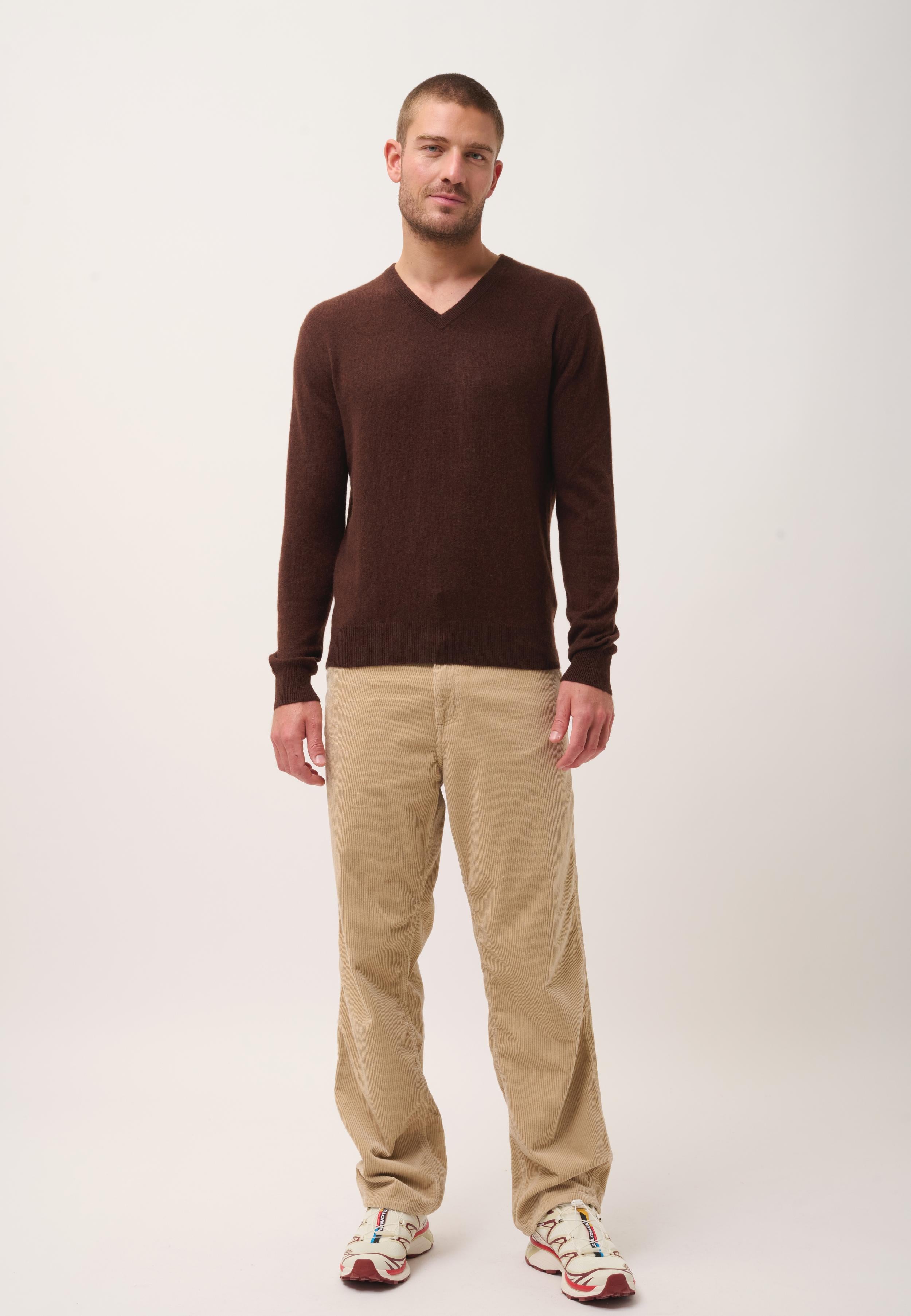 WALT pull col v café
