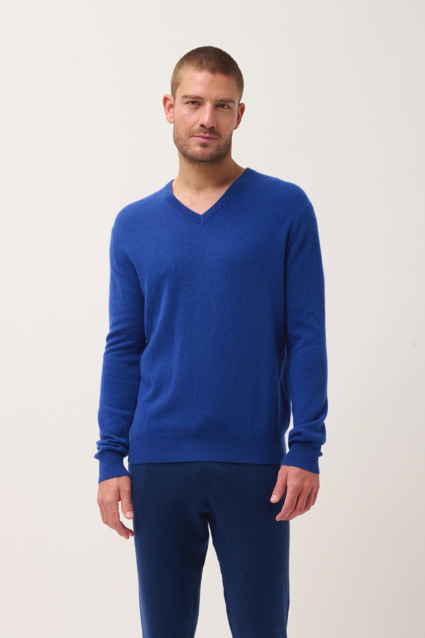 WALT pull col v outremer