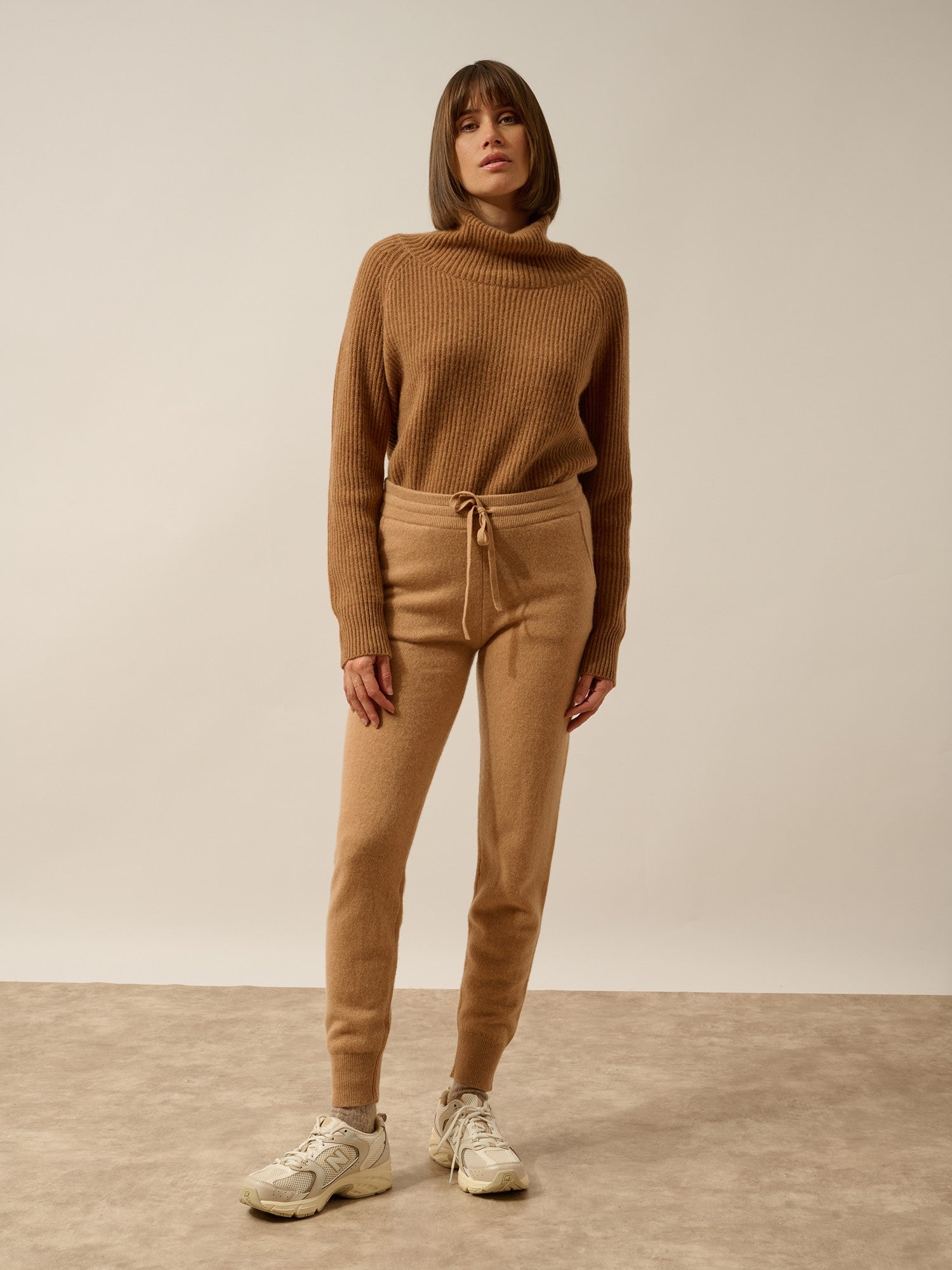 wendy jogging  sahara