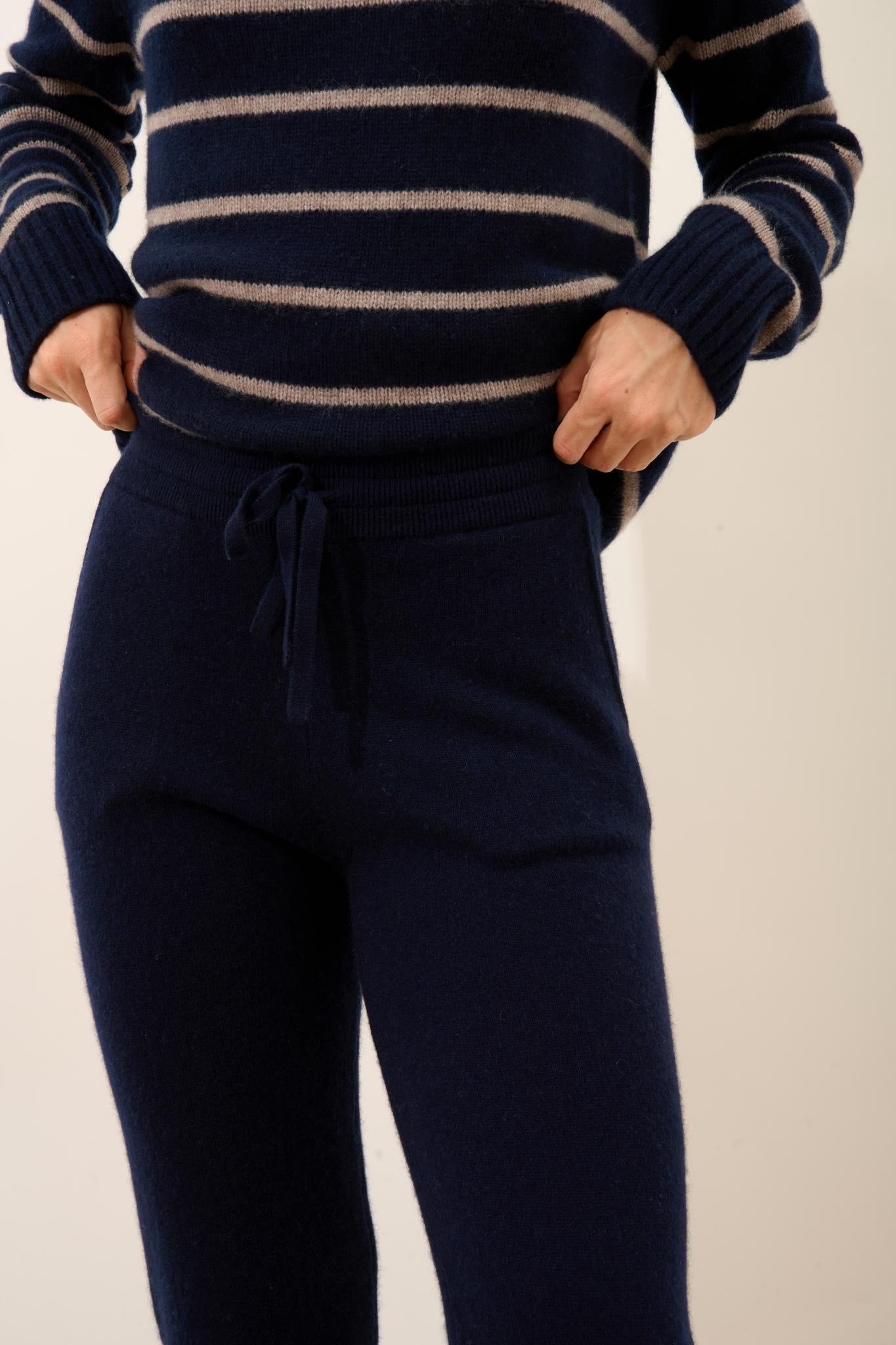 WENDY jogging navy