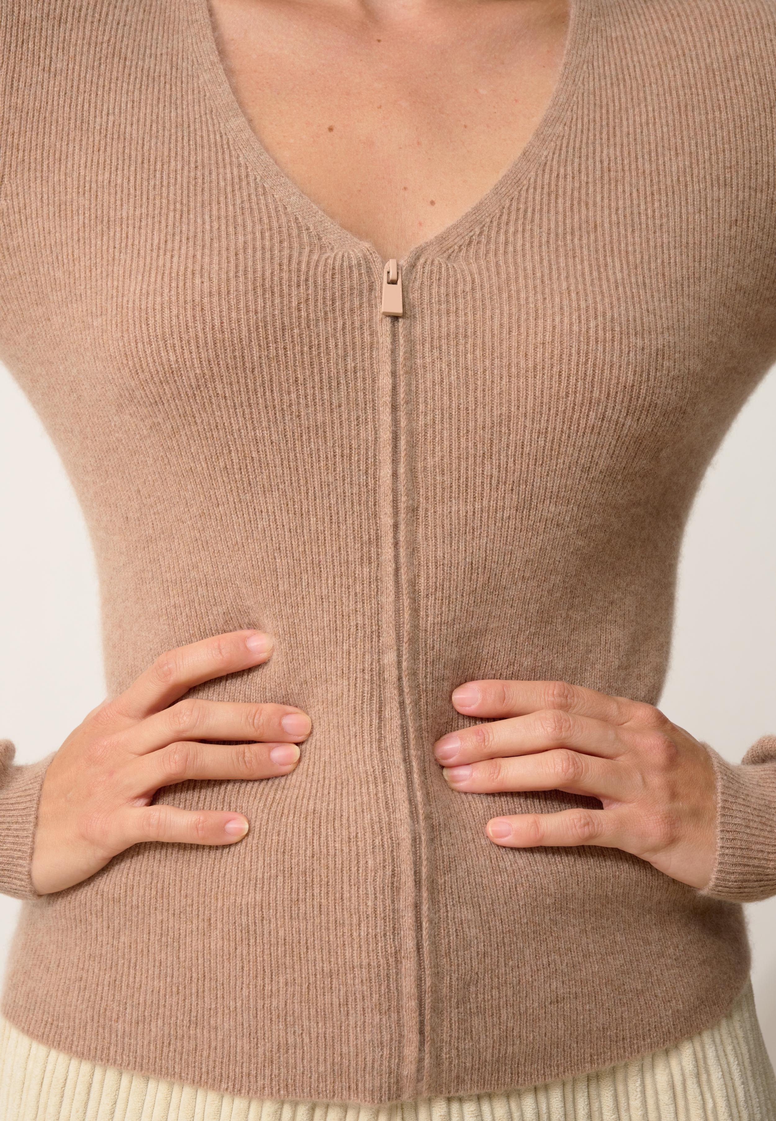ZION gilet col v camel chiné