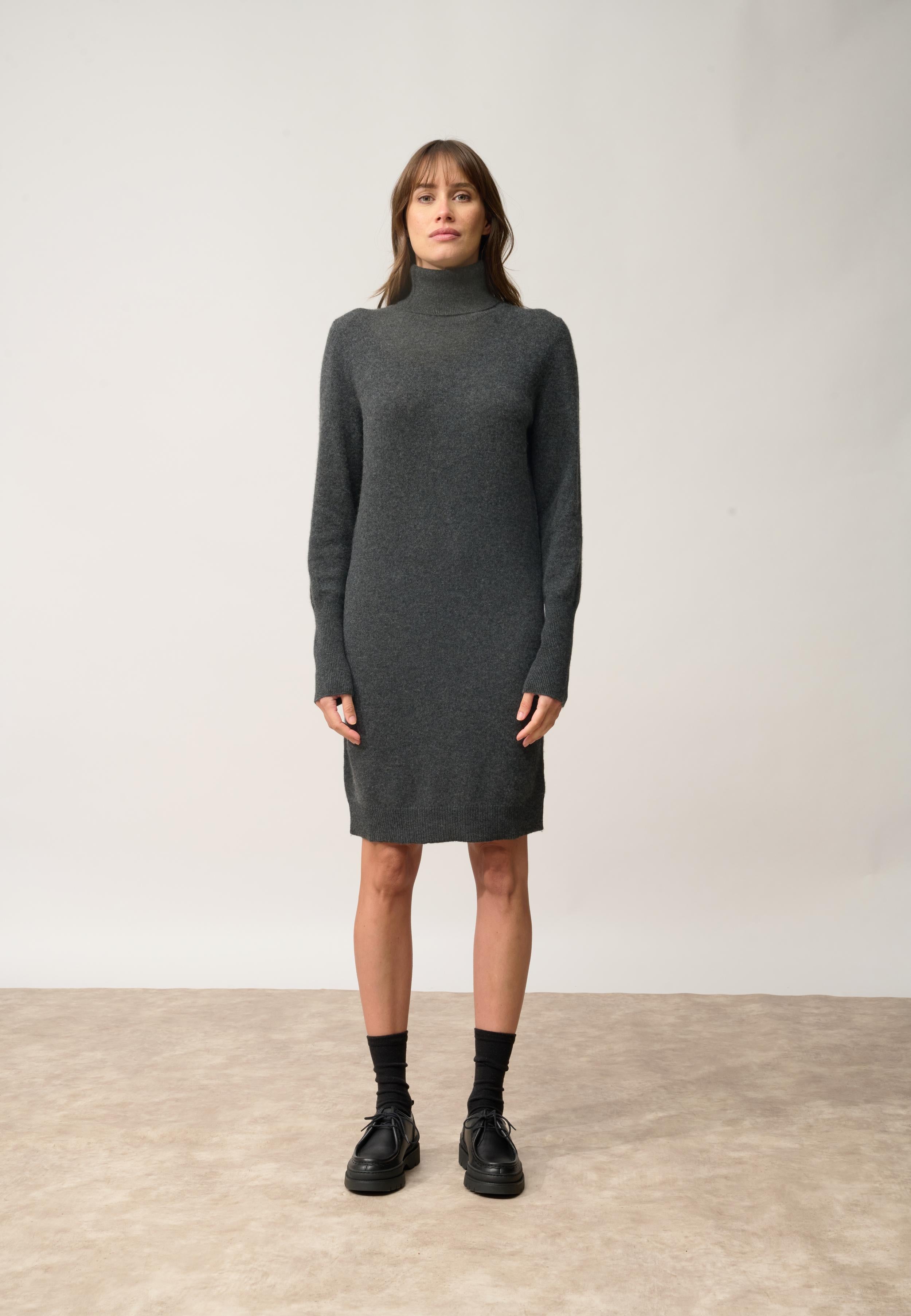 ZOELA robe col roulé carbone chiné